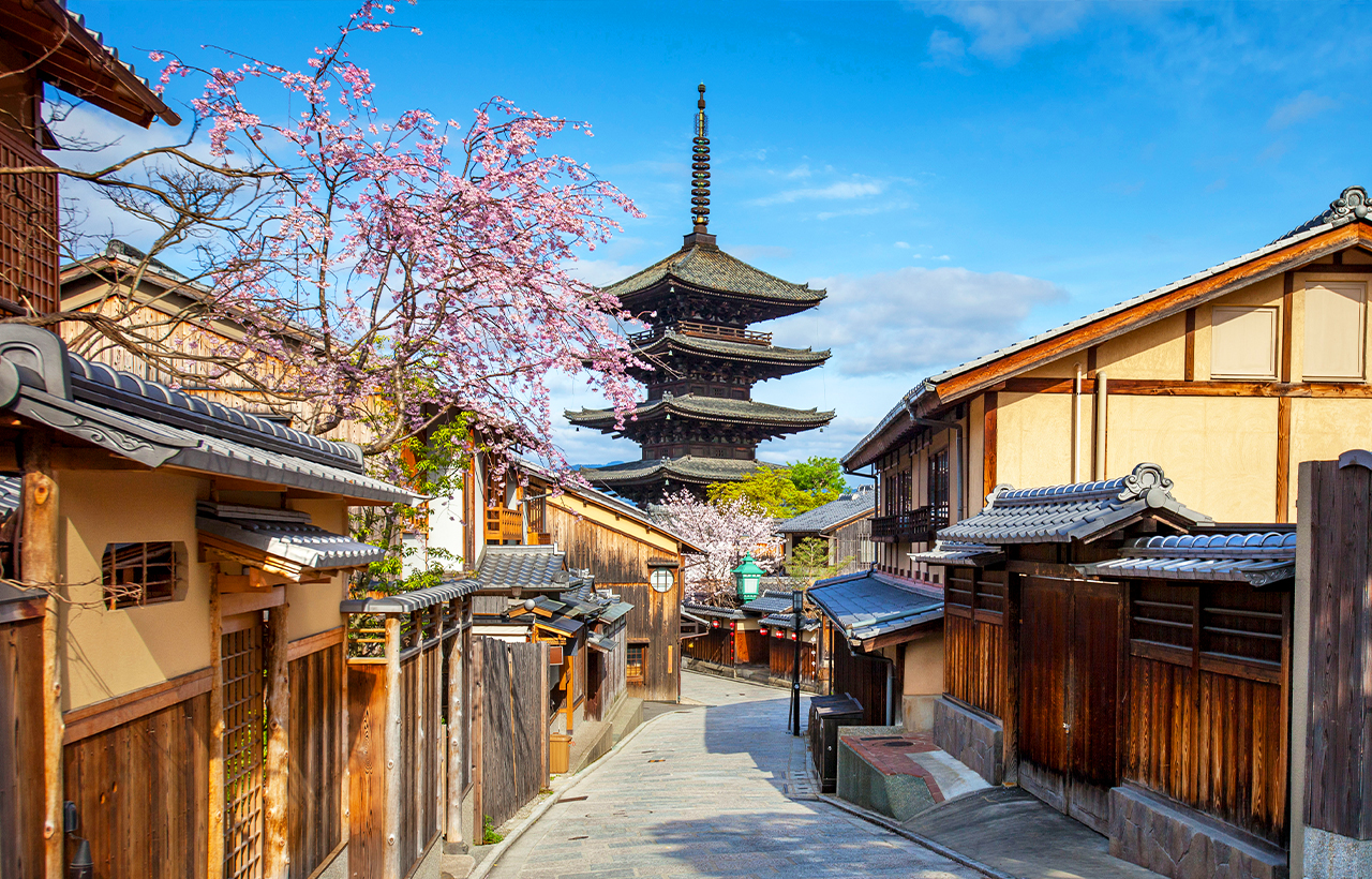 京都清水寺·二條坂·金剛寺·八坂庚申堂·醍醐寺·宇治平等院·源氏物語博物館一日遊｜大阪/京都出發