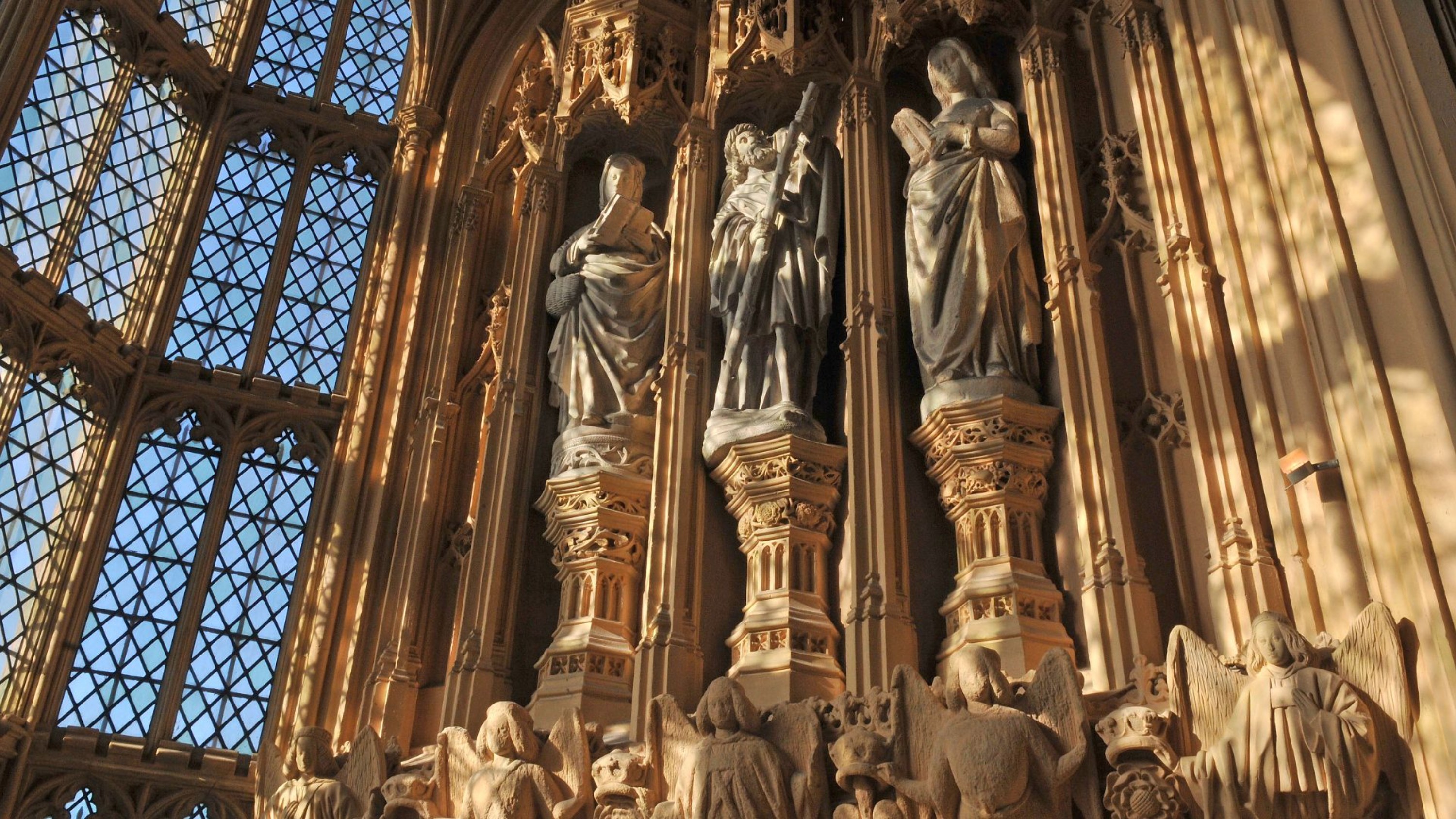 Marvel at Westminster Abbey's intricate stonework, where history and artistry beautifully intertwine