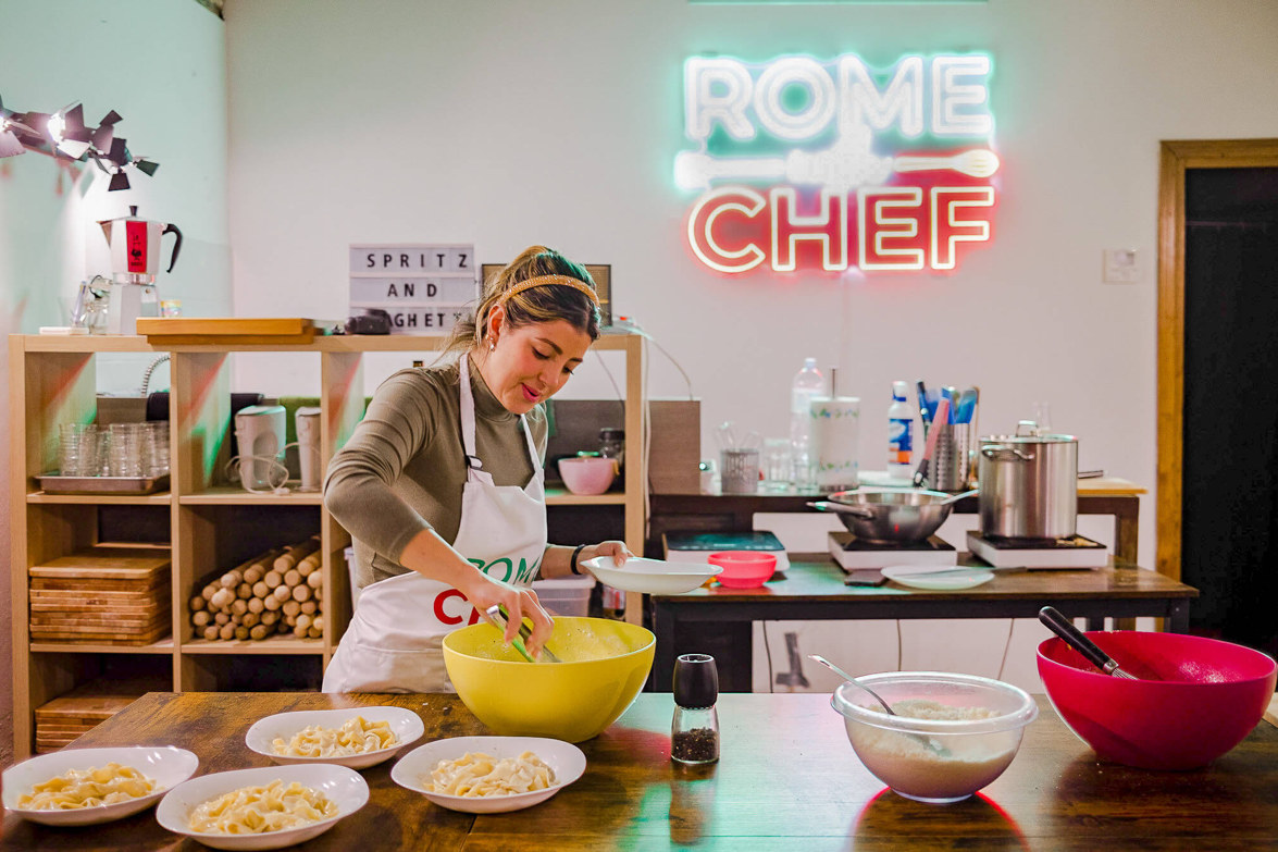 Spiritz and Spaghetti Cooking Class in Rome