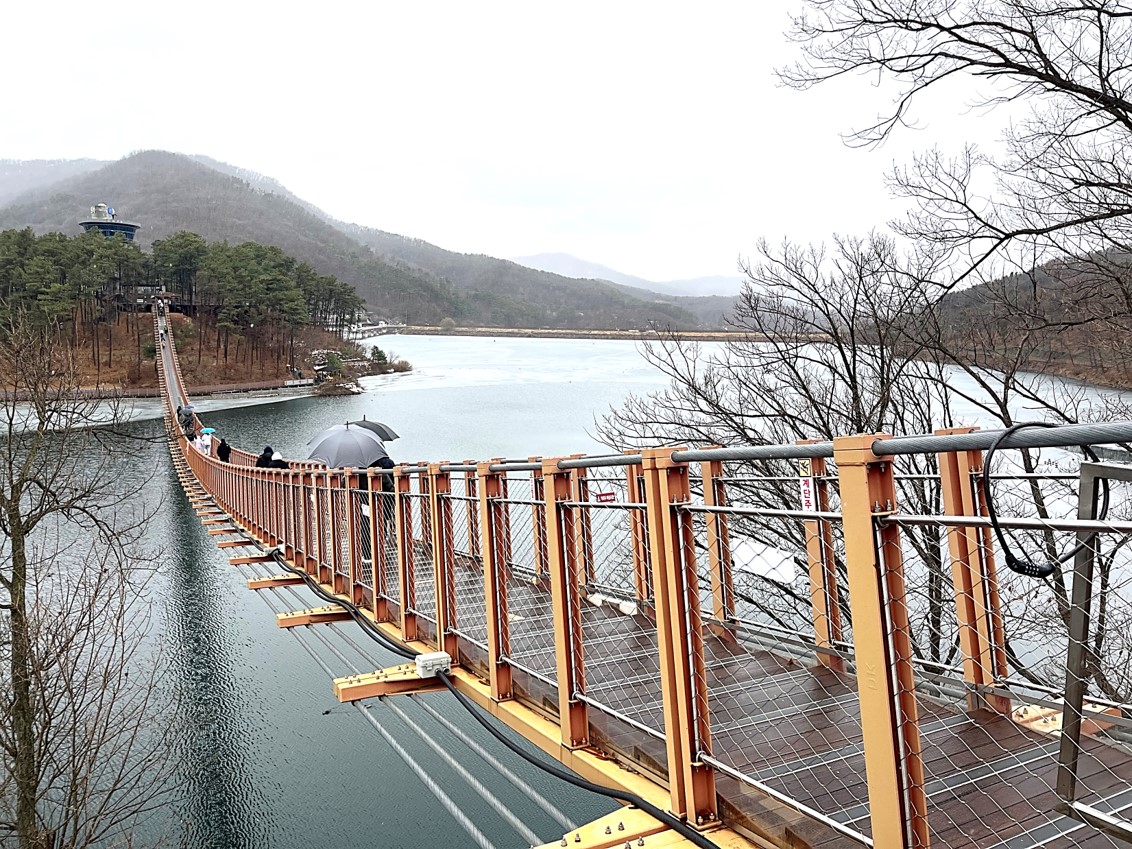 DMZ 第二地道 + 湖水吊橋