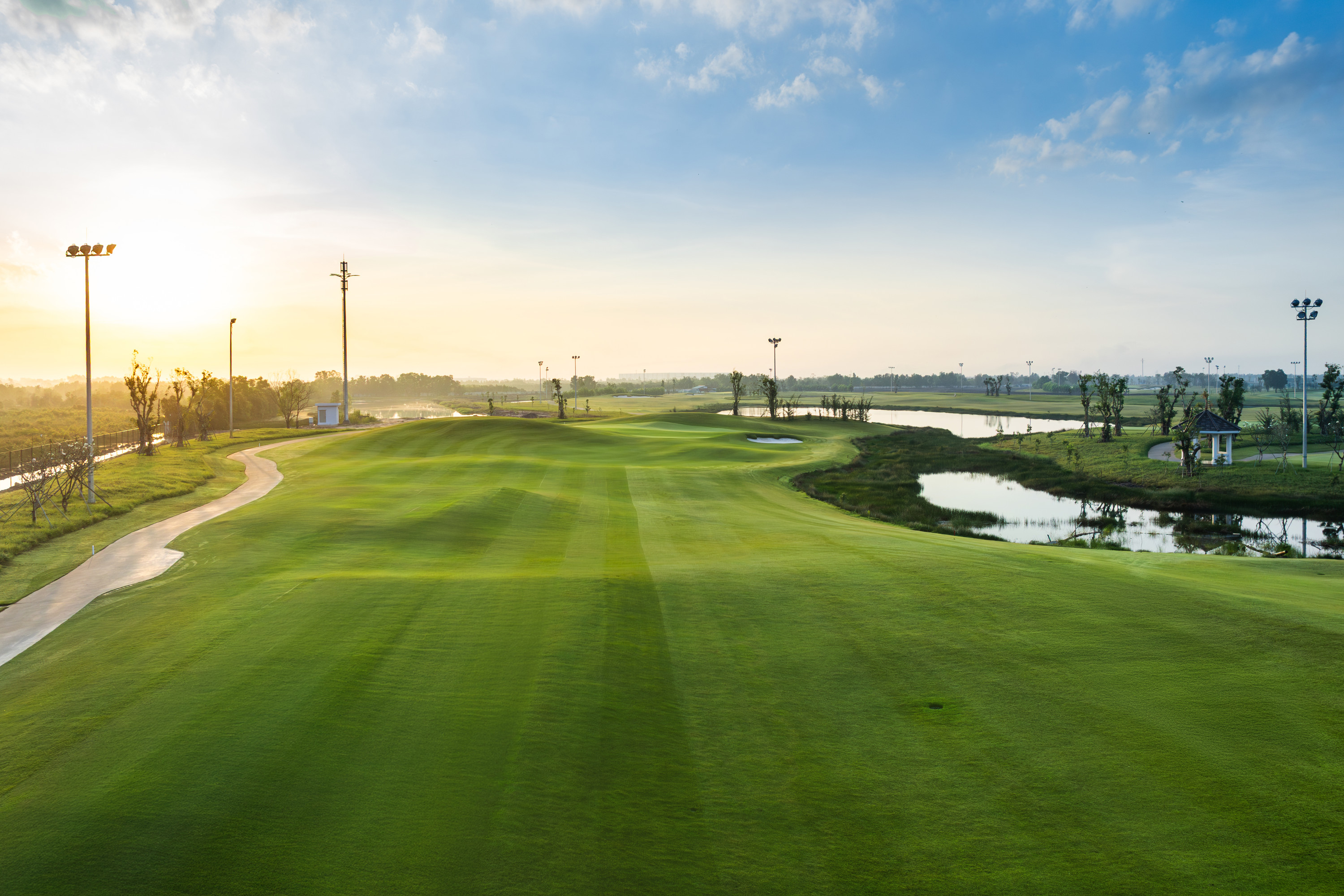 Vinpearl Golf Leman & Cu Chi Tunnels Full Day Private Tour 