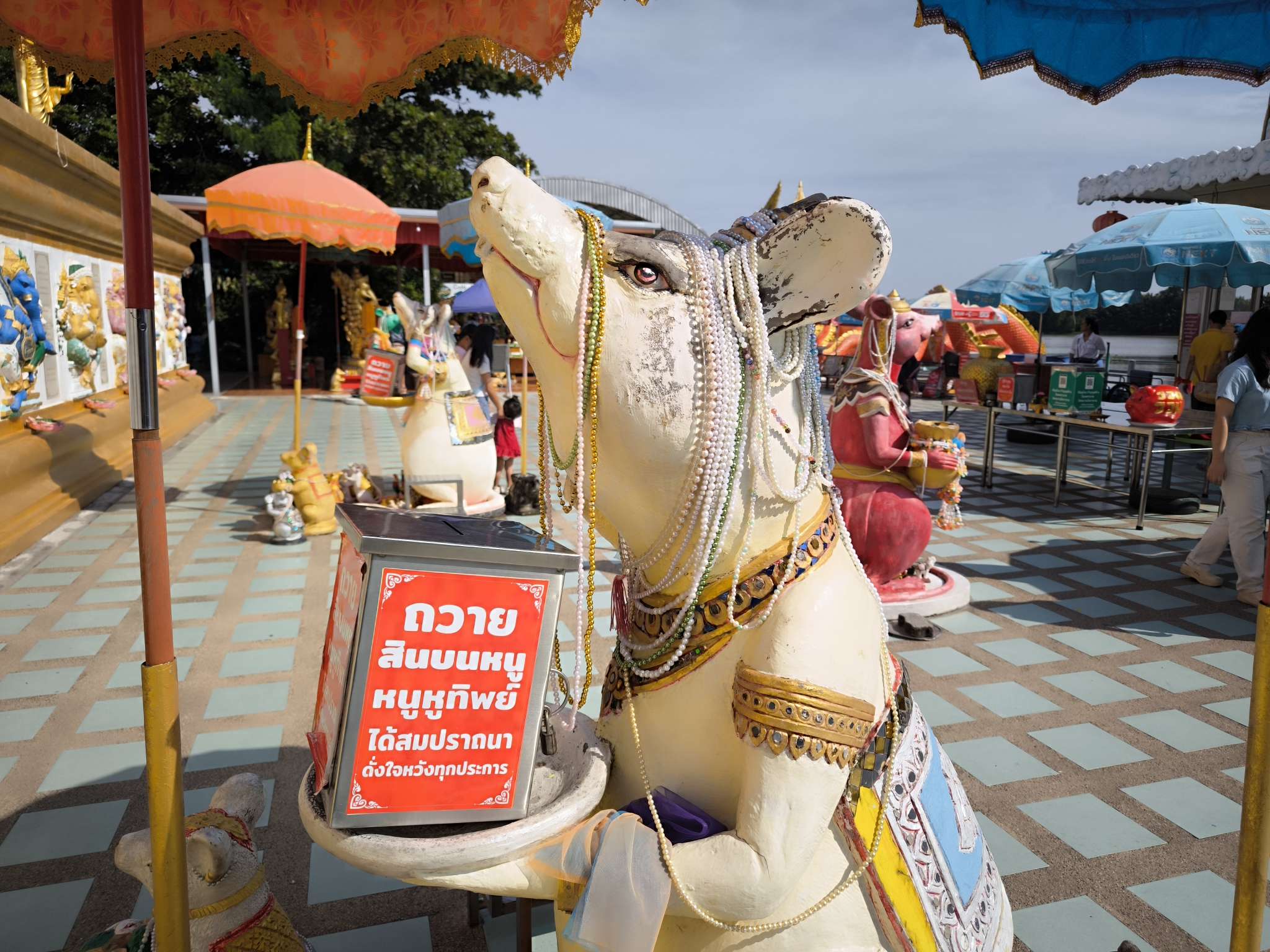 "Savoy" 3 Great Thai Lunch + Wishes Come True 3x Faster!? Popular Power Spot Pink Ganesha by Panda Bus (AC1P)