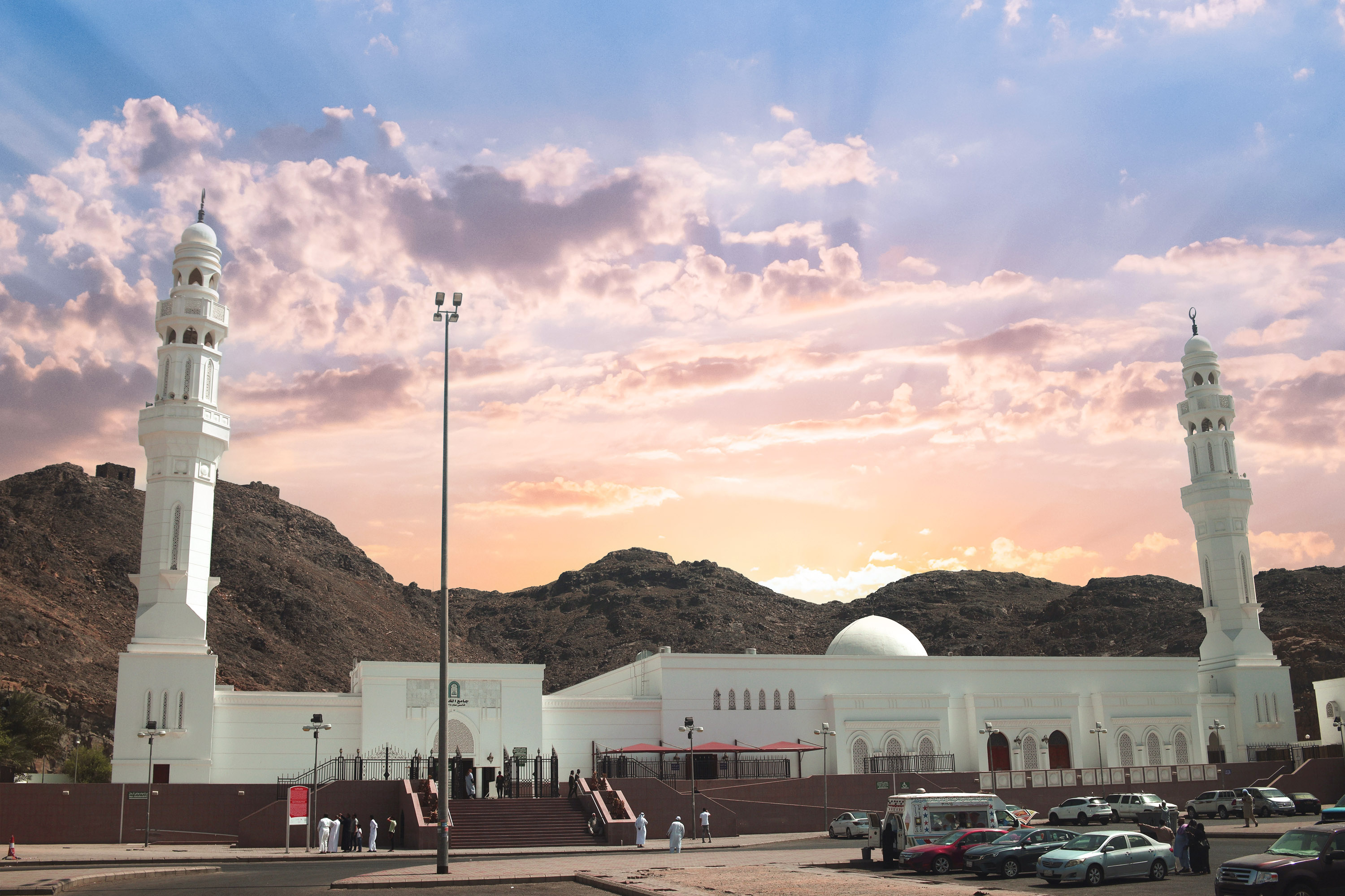  Immersing in the History of Al-Madinah   