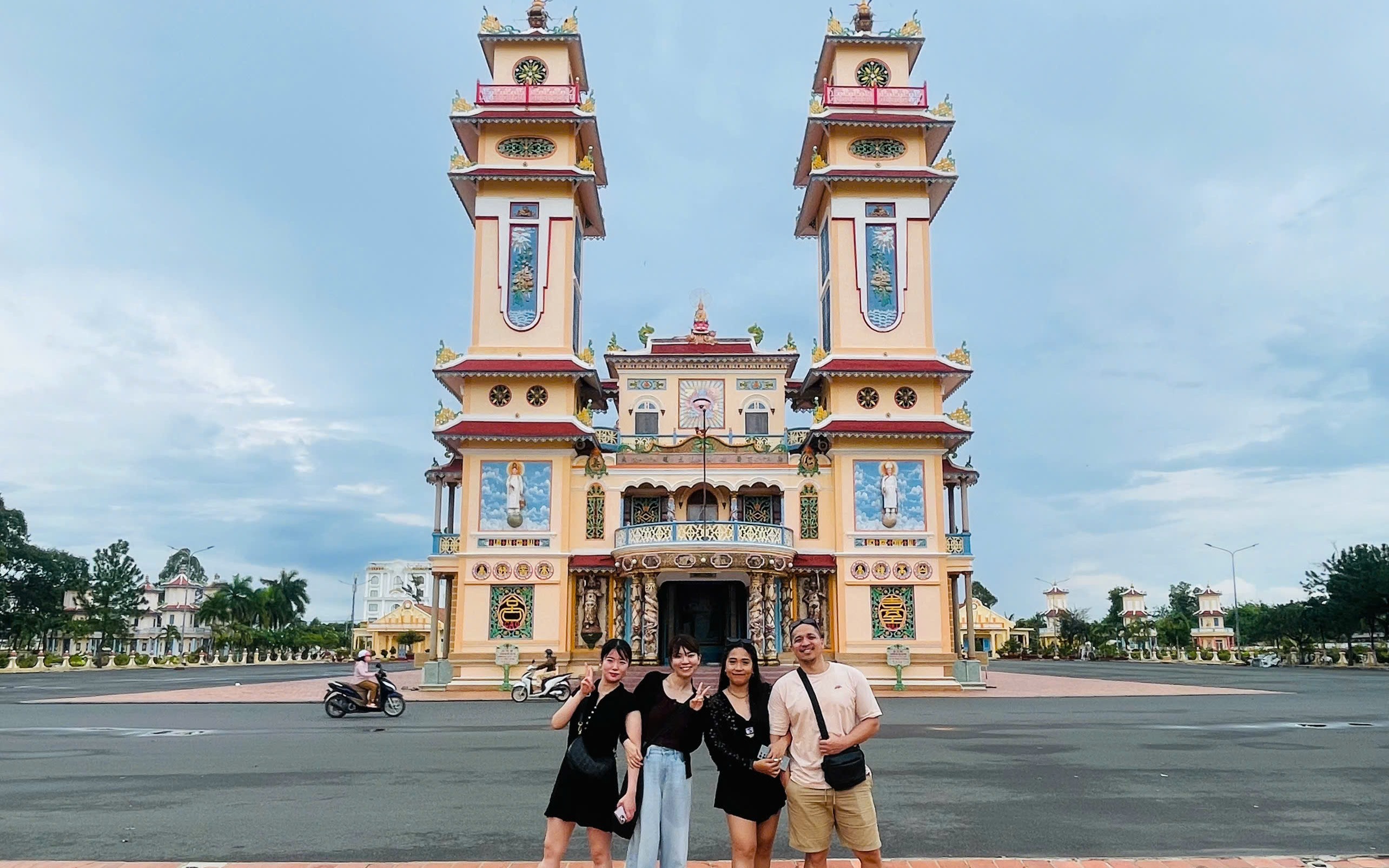 Cu Chi Tunnels, Cao Dai Temple & Ba Den Full Day from Ho Chi Minh