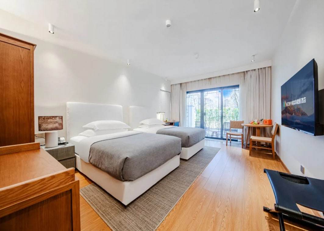 Snow Mountain Twin Room