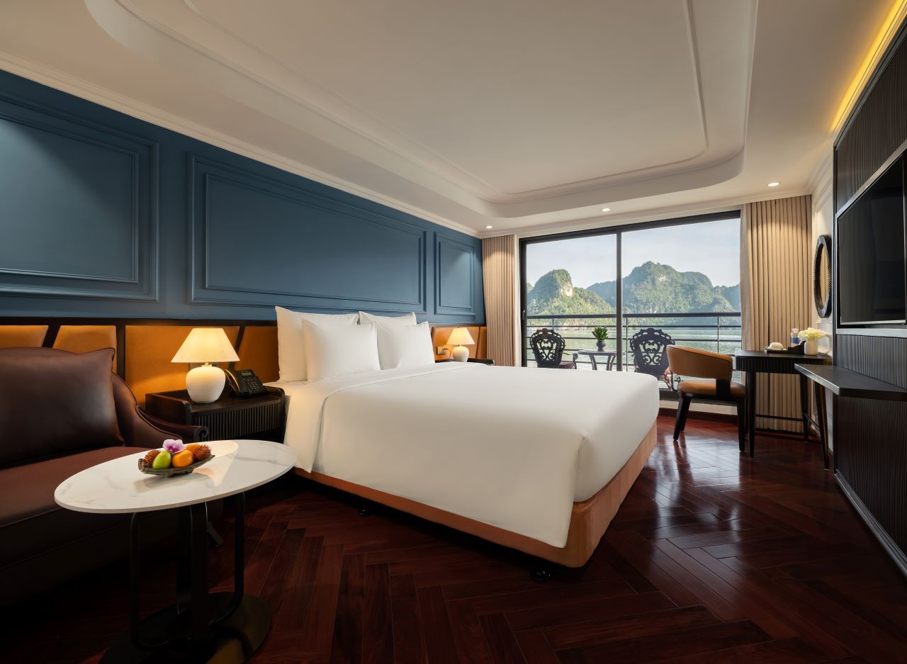 Diana Luxury 2D1N Cruise: Ha Long Bay & Lan Ha Bay
