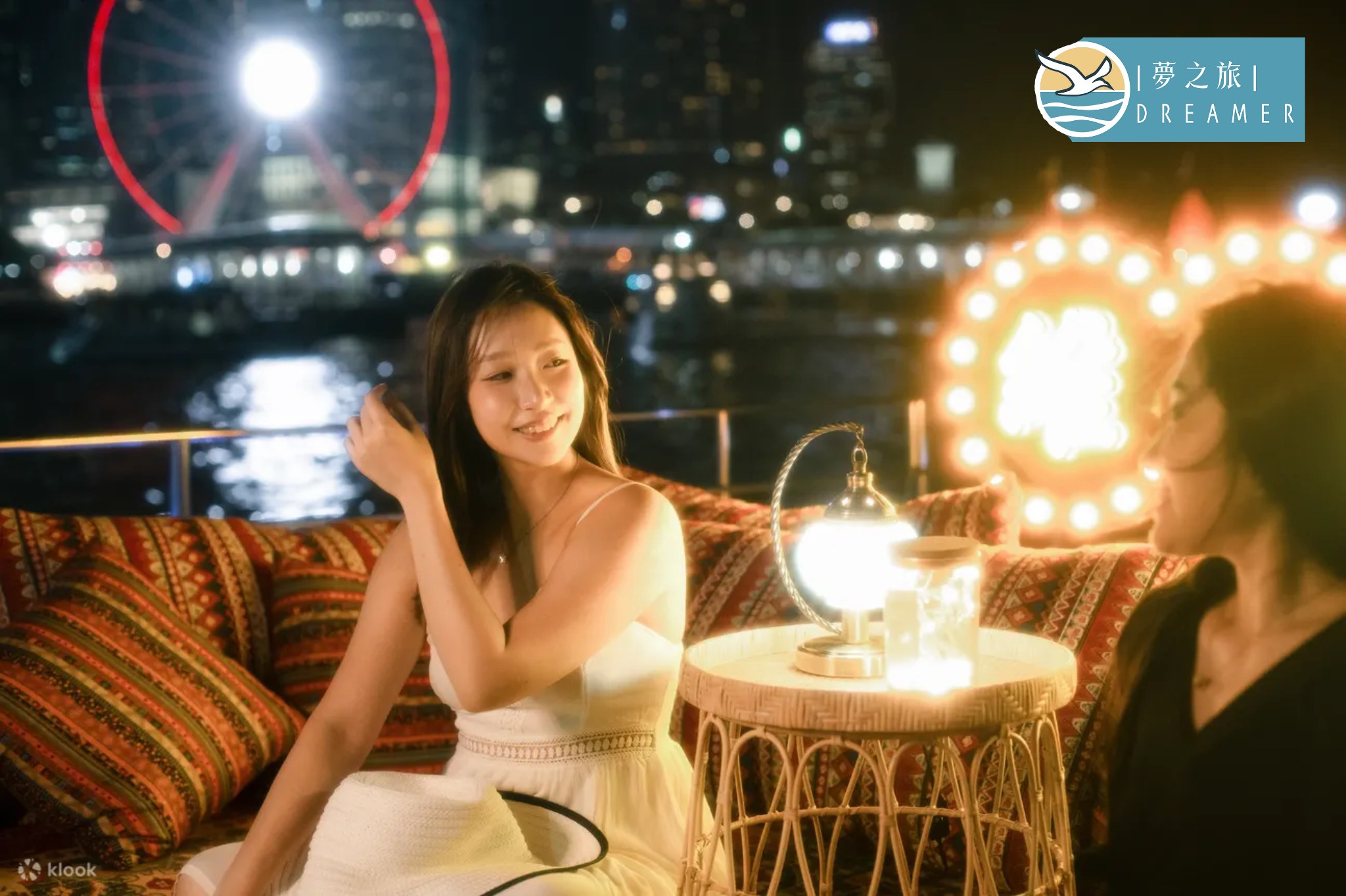 維多利亞港夜景豪華夢之旅(含無限小食飲品＋維港攝影)【CP值爆燈】