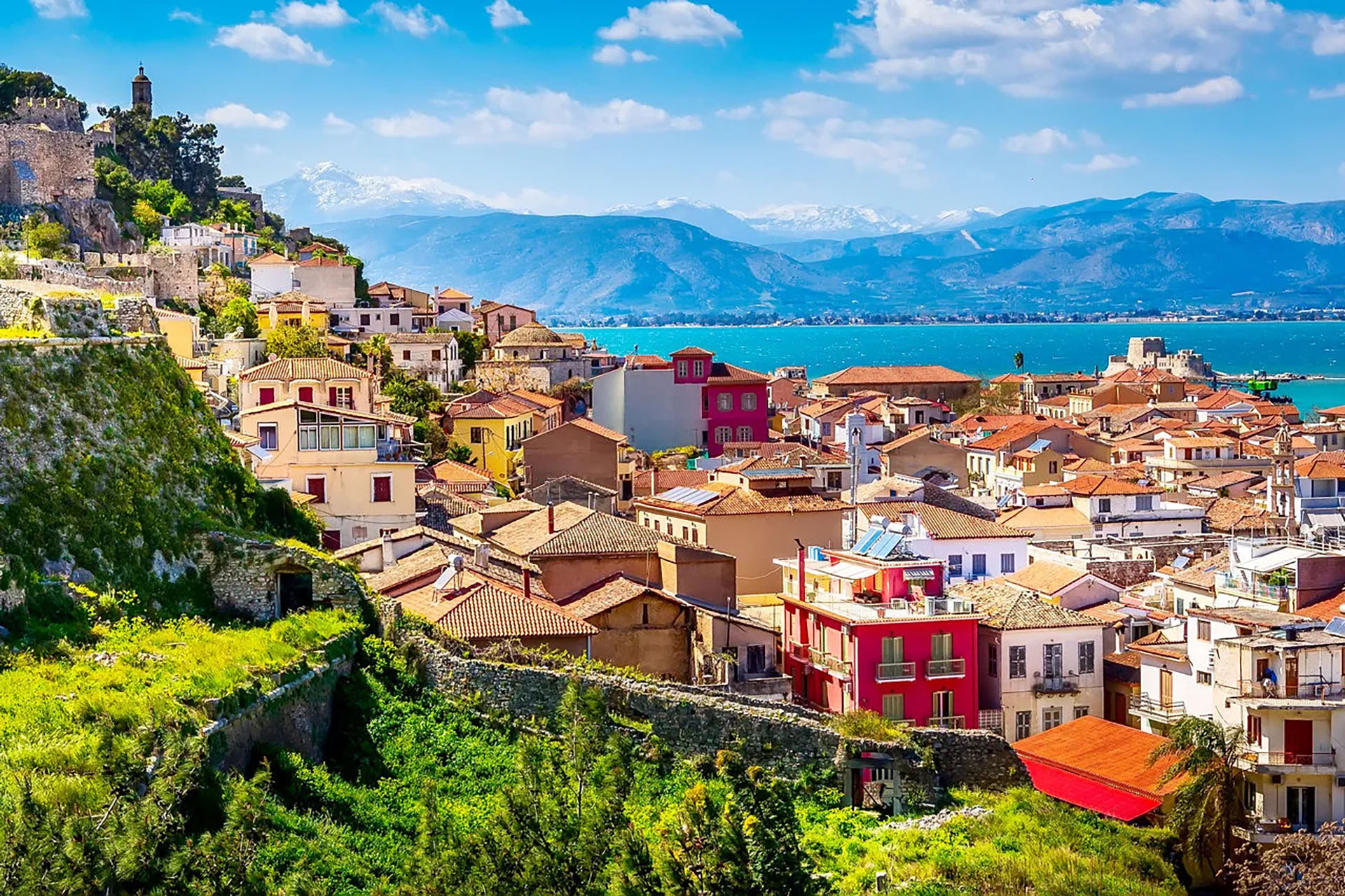 Exploring History and Beauty: Ancient Corinth and Nafplio Tour