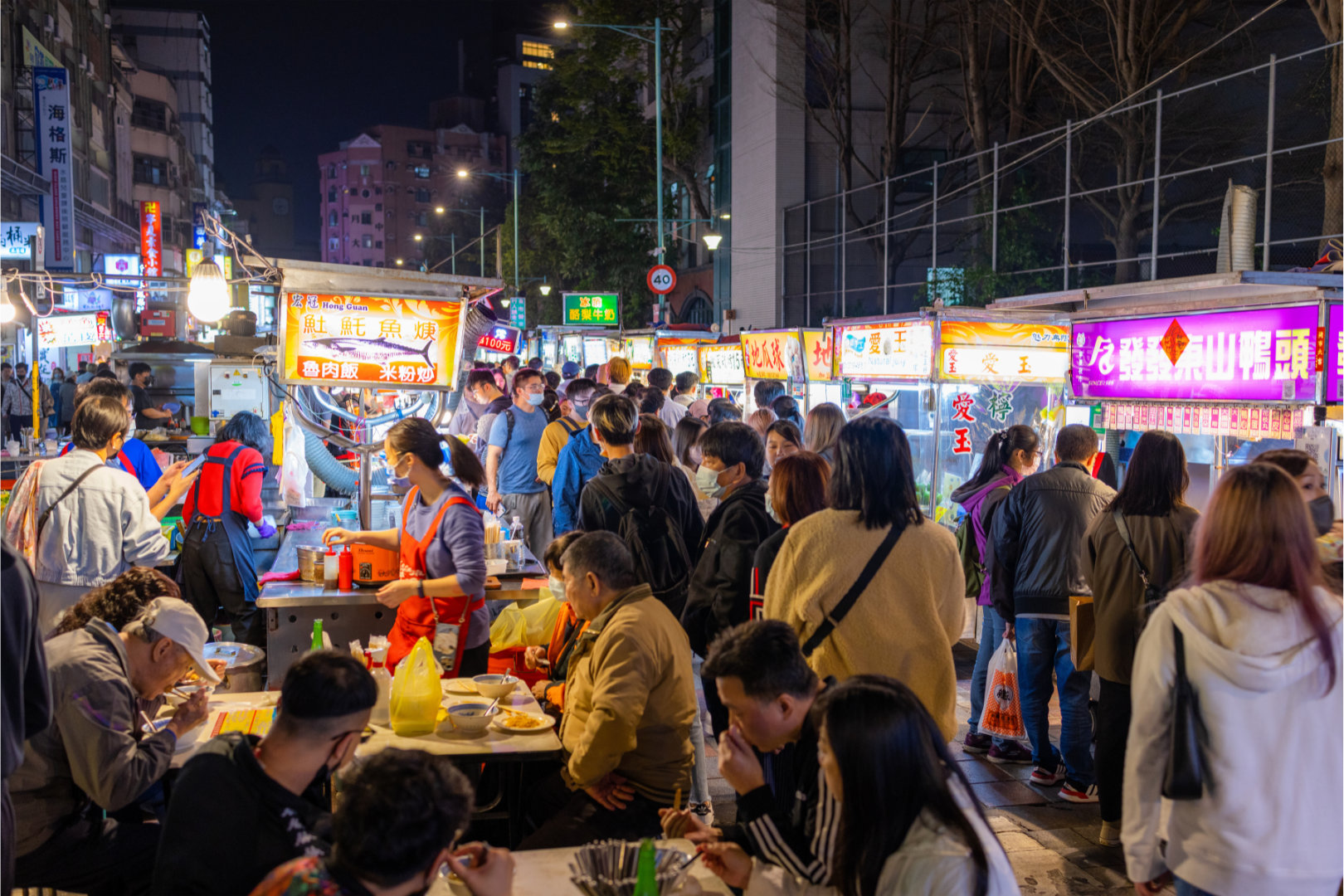 Taipei Ningxia Night Market Food Walking Tour (Incl. 10 Foods)