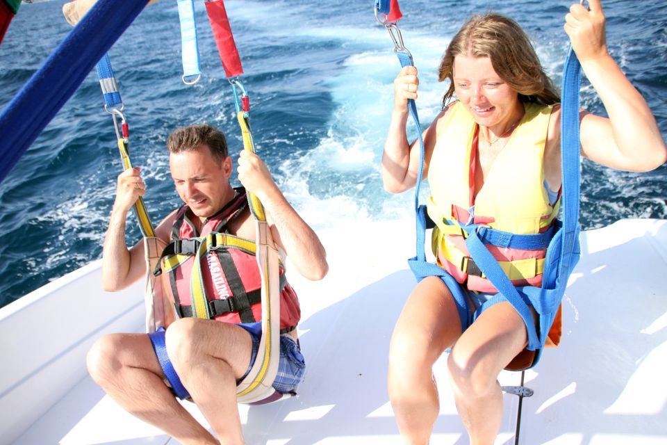 From El Gouna: Orange Island Trip with Snorkel & Parasailing