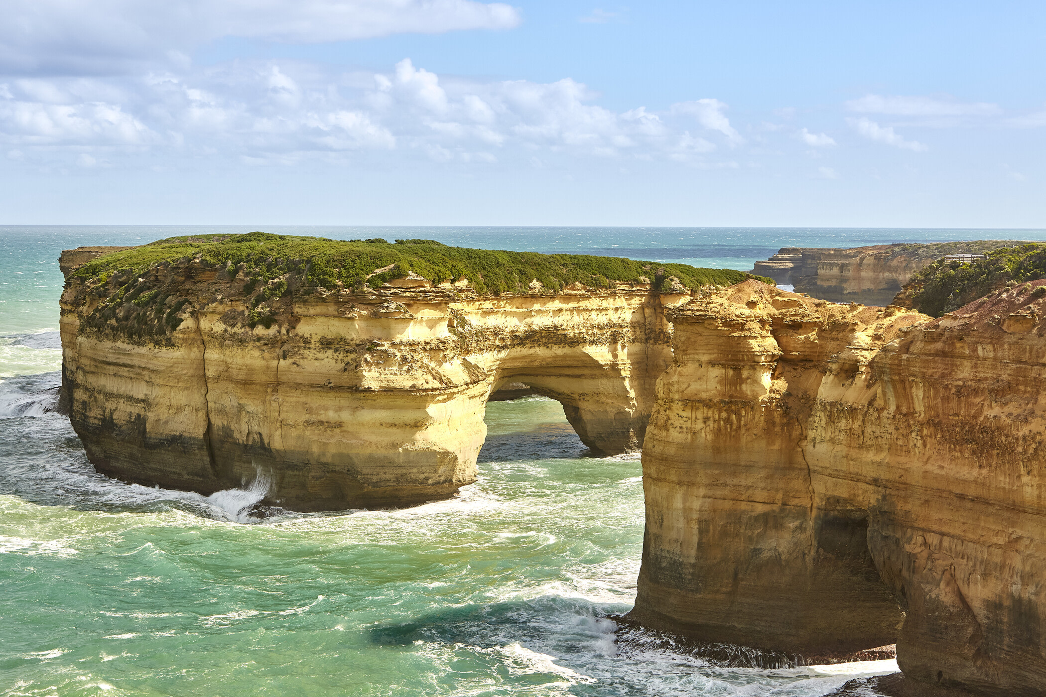 Melbourne Twelve Apostles & Grampians Small Group 3-Day Tour