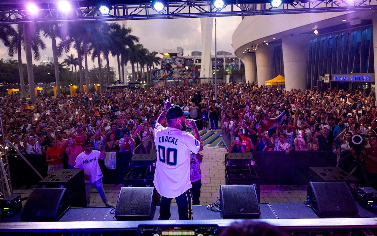 感受比賽日的澎湃活力,為每一次精彩表現大聲喝彩 感受比賽日的澎湃活力,為每一次精彩表現大聲喝彩