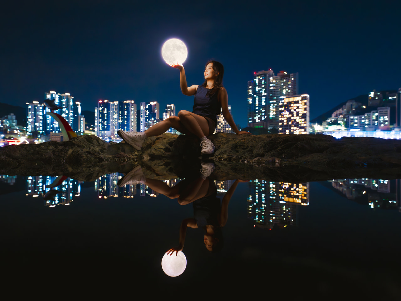 Busan Hwangnyeongsan & Gamcheon Culture Village Half-Day Night Photography Tour