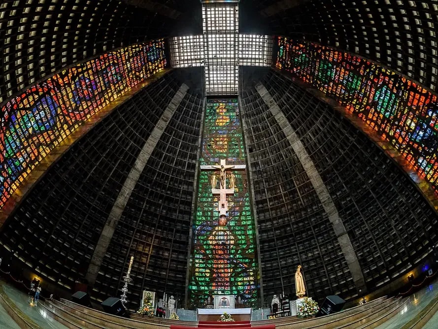 Comfortable hotel pickup included from Copacabana, Ipanema, Leblon, Leme, or Barra da Tijuca