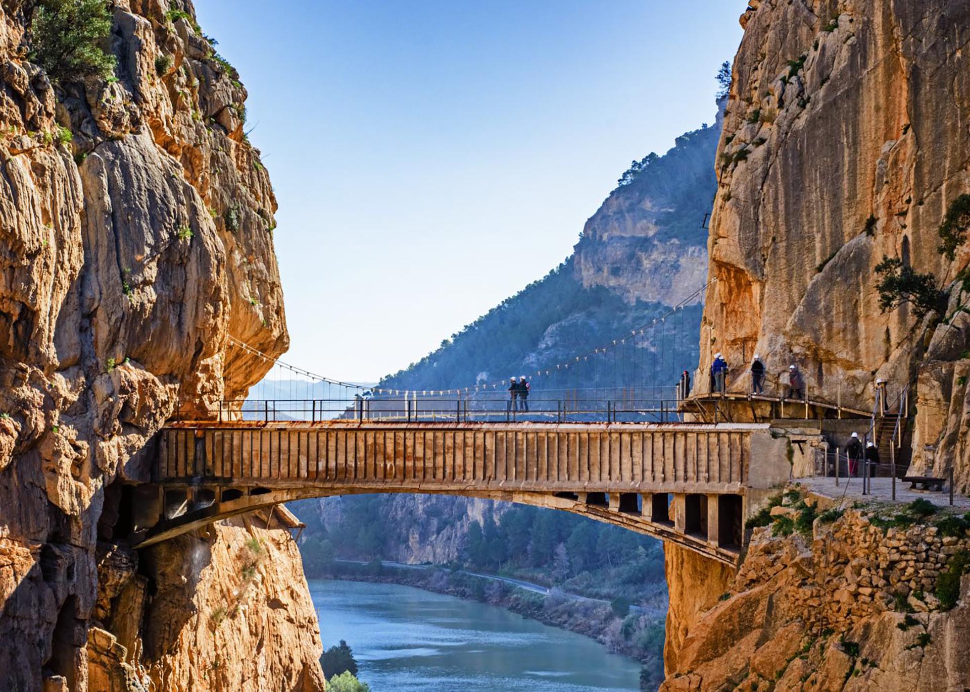 Málaga: Caminito del Rey with Local Guide