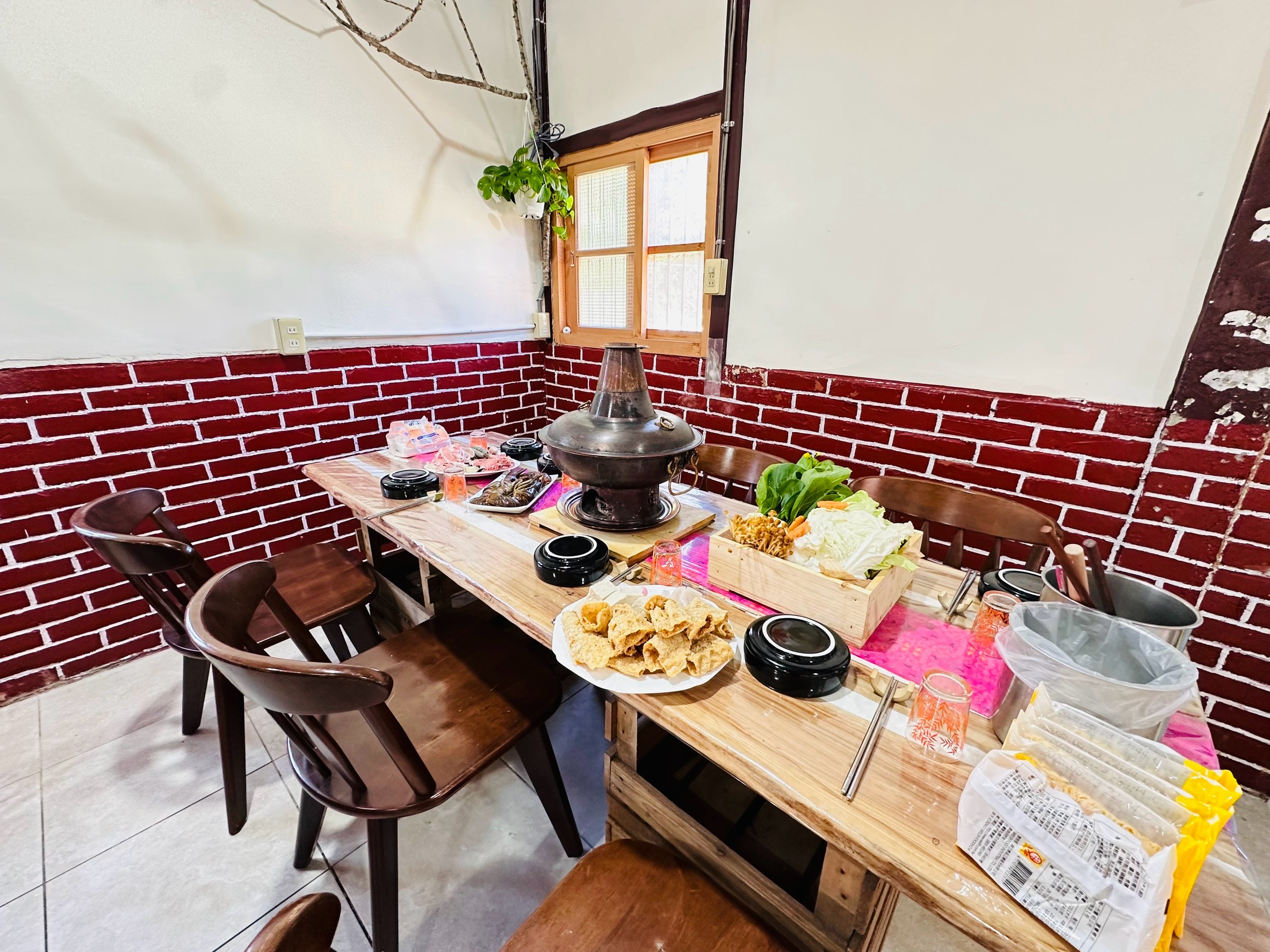 Wu Er Ju She Hakka Hotpot - Miaoli