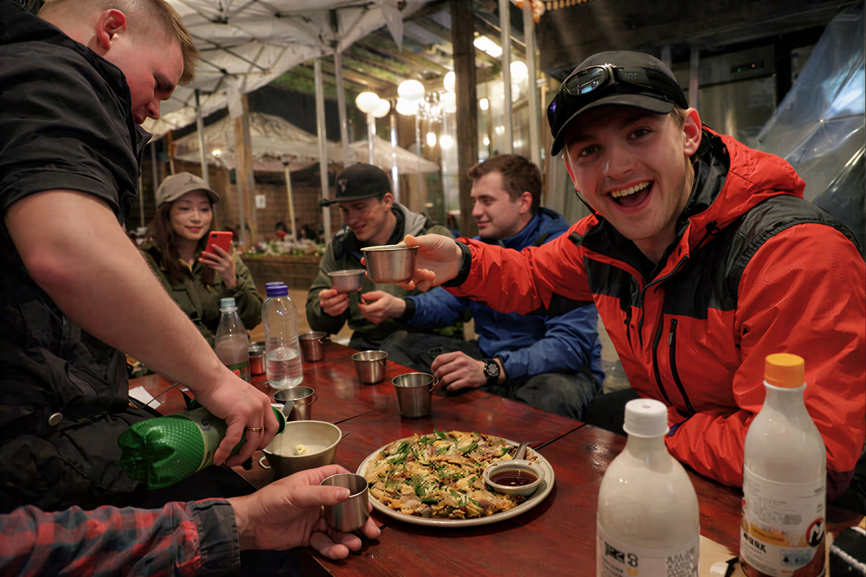 Local Hike & Food Experience with Makgeolli from Seoul