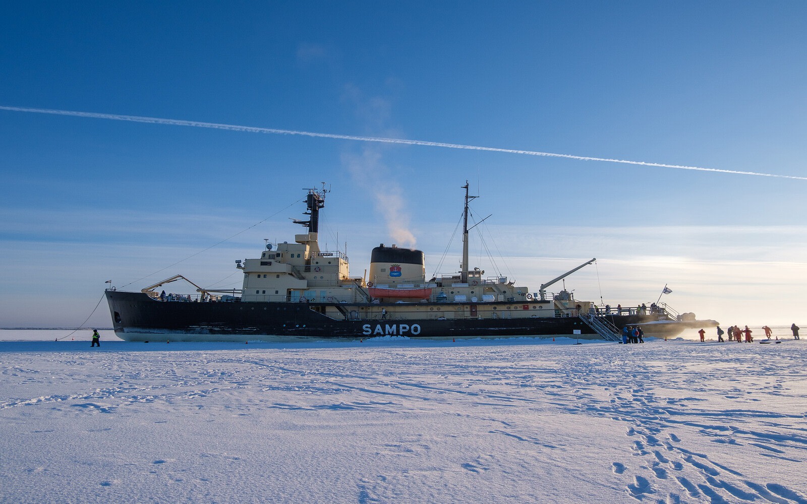 Icebreaker Sampo morning cruise with transfer