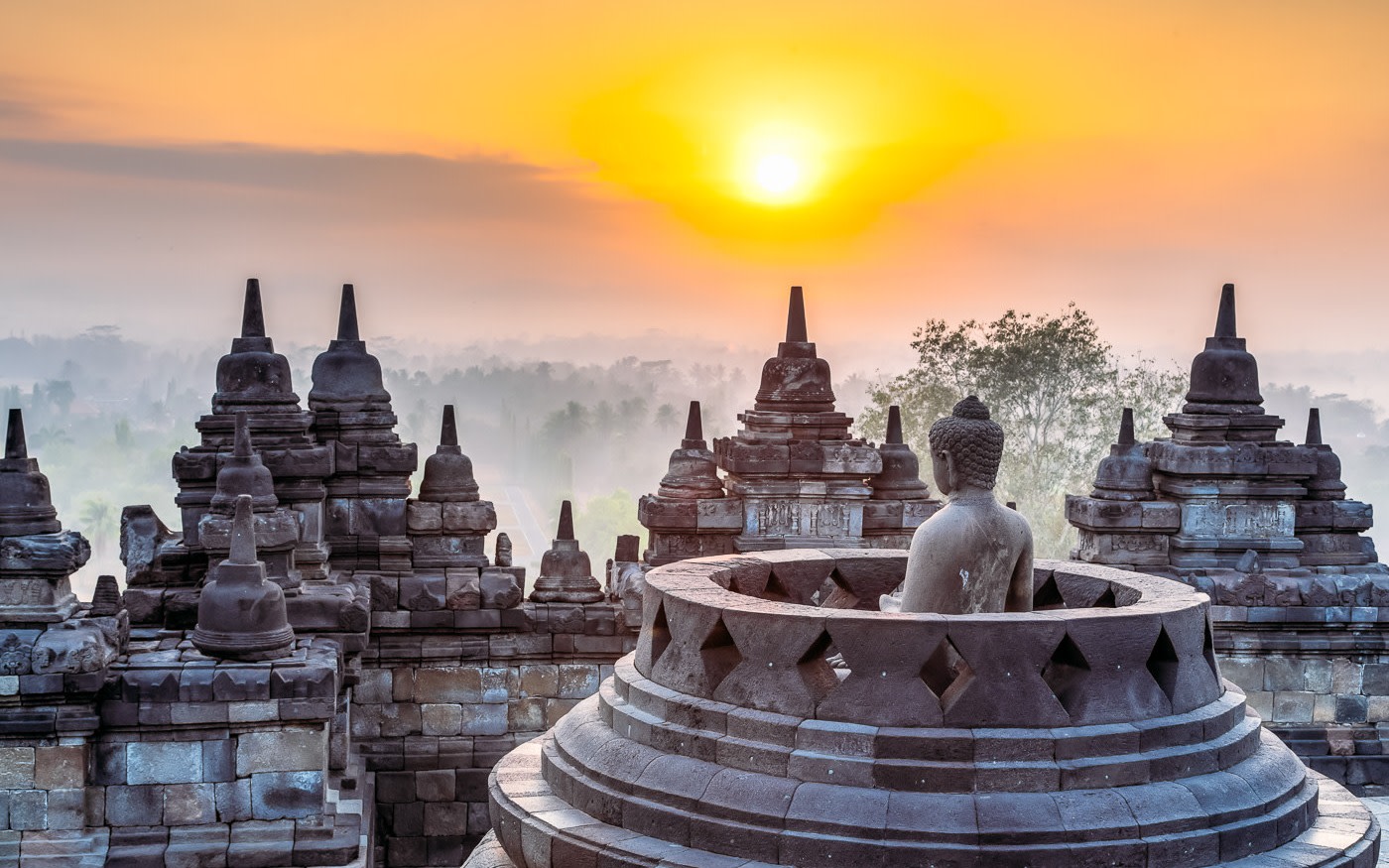 Borobudur Sunrise & Prambanan Temple Full-Day Tour