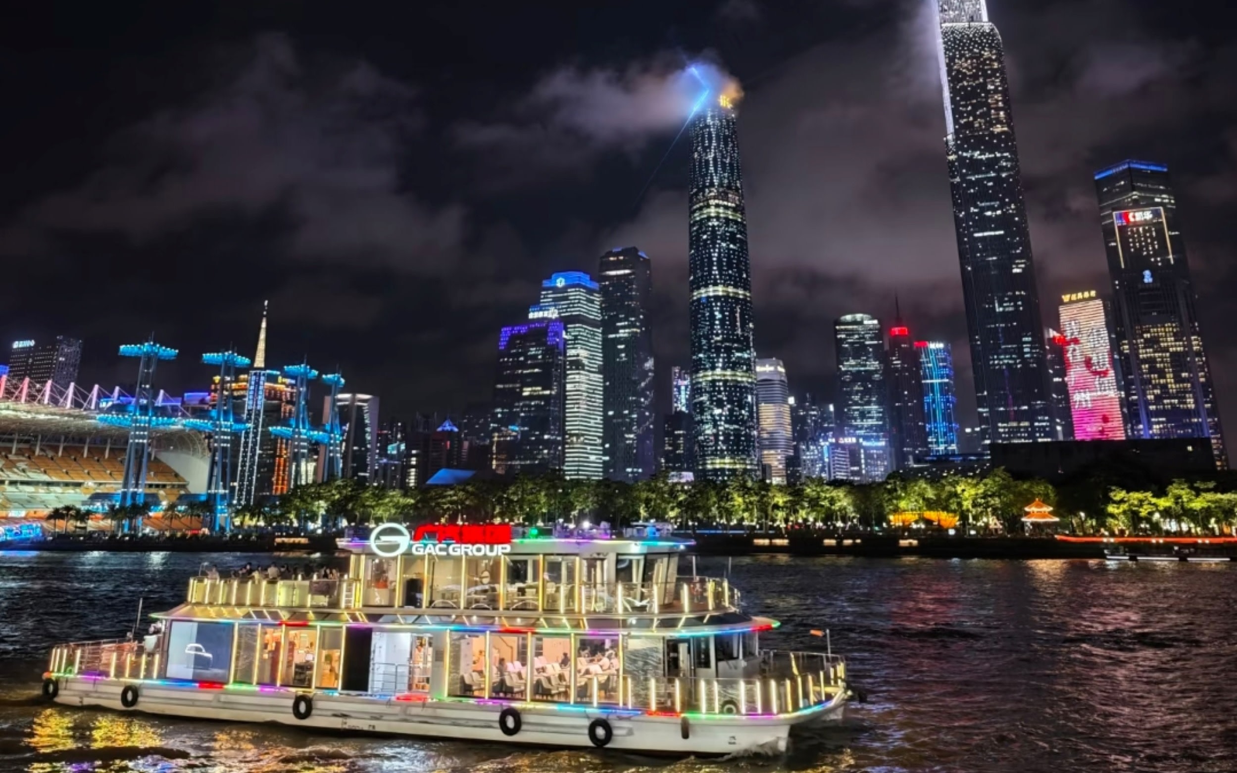 Guangzhou Cruise Tour | Tianzi Wharf + Guangdong Museum Cultural Theme Boat