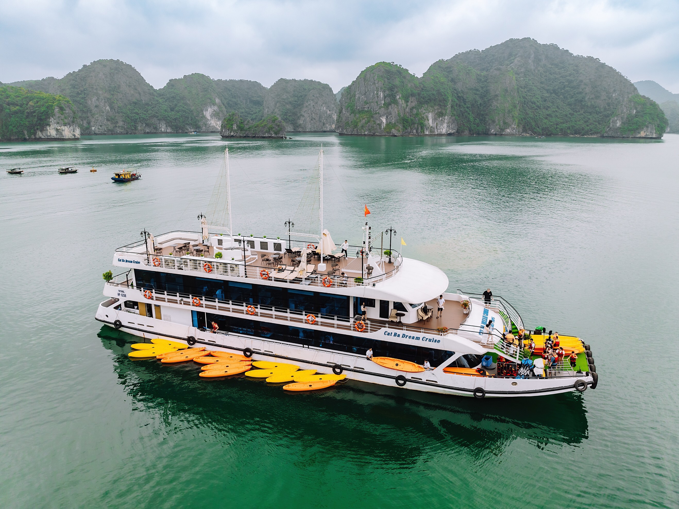 Lan Ha Bay & Cat Ba Day Tour by 5 Stars Enchanted Dream Cruise