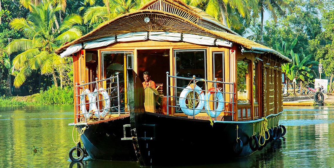 Alleppey / Alappuzha Houseboat Day Cruise with Lunch: Cochin