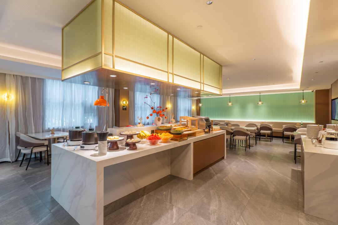 Atour X Hotel Zhuhai Gongbei Port High Speed Railway Station