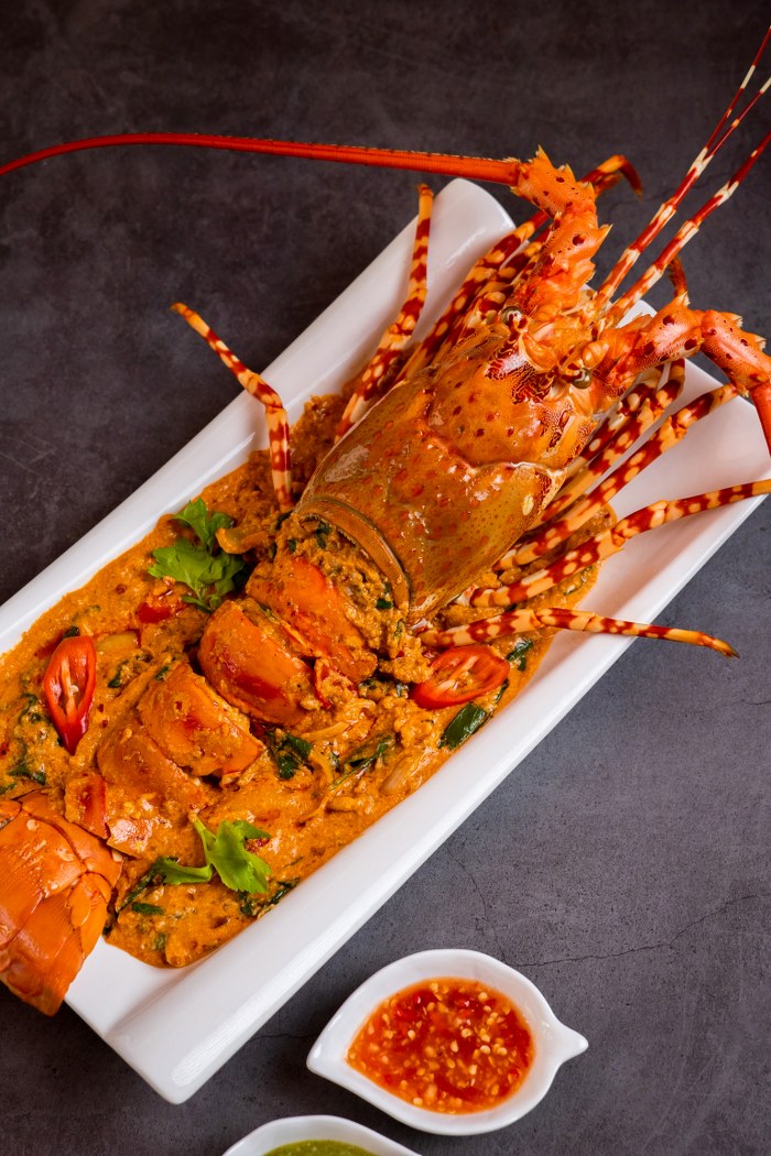 Jumbo Lobster Riverside Bangkok
