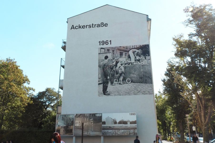 2-Hour Berlin Wall Walking Tour