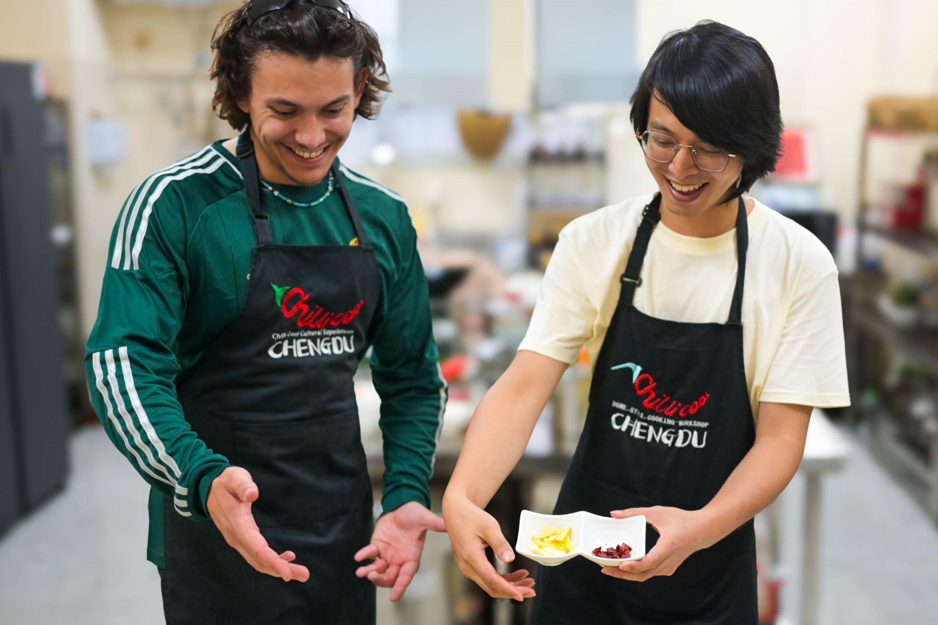 穿過巷子裡的當地市場，參與一場地道川味美食烹飪之旅- Eatwith