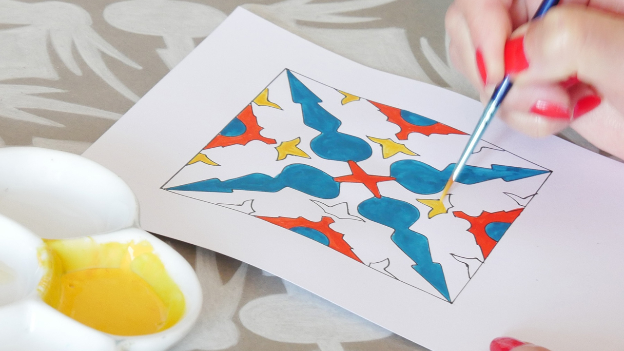 Azulejos' design create your own tile workshop in Lisbon