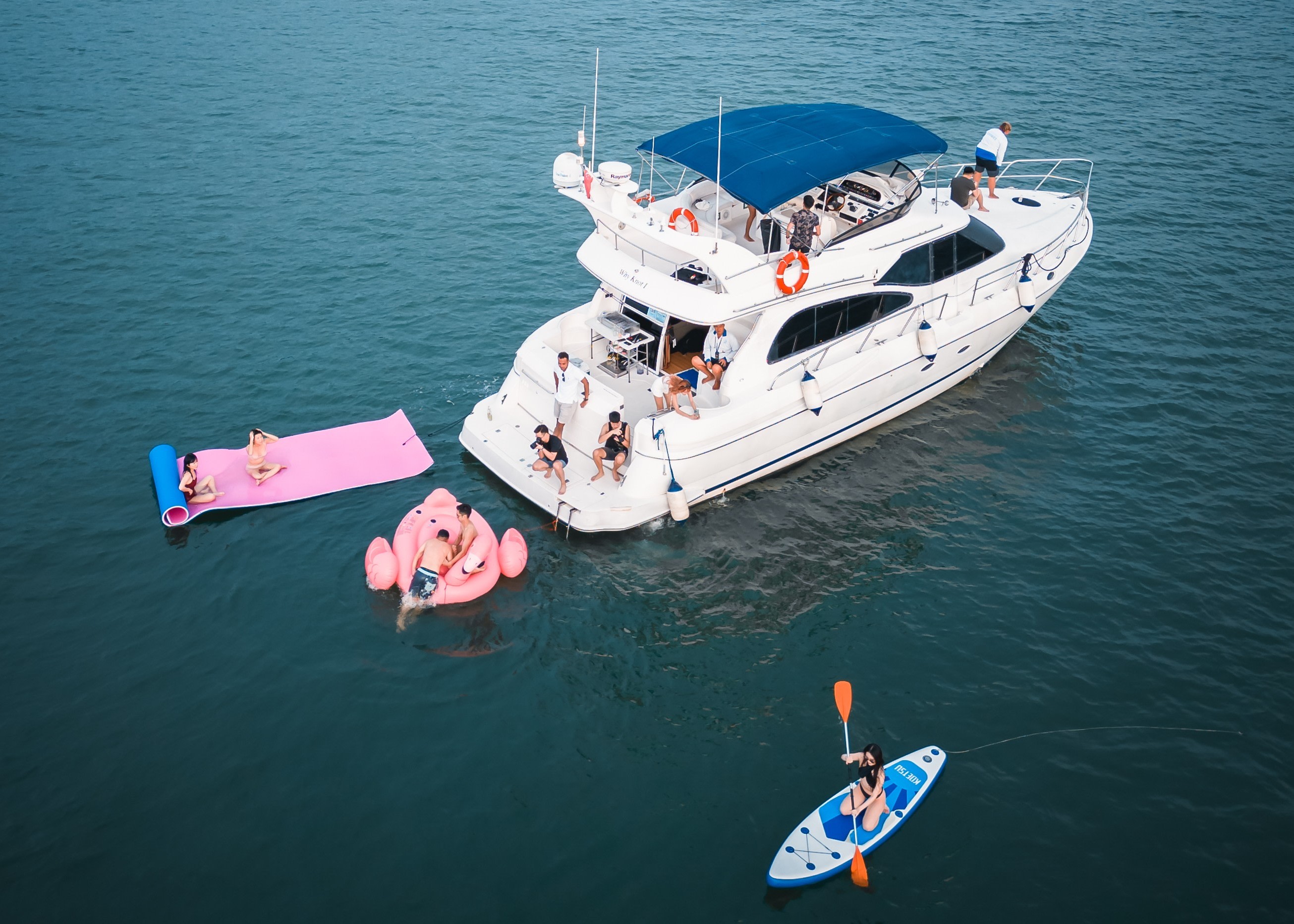 Private Yacht Charter Why Knot 1 from Keppel Bay to Southern Islands