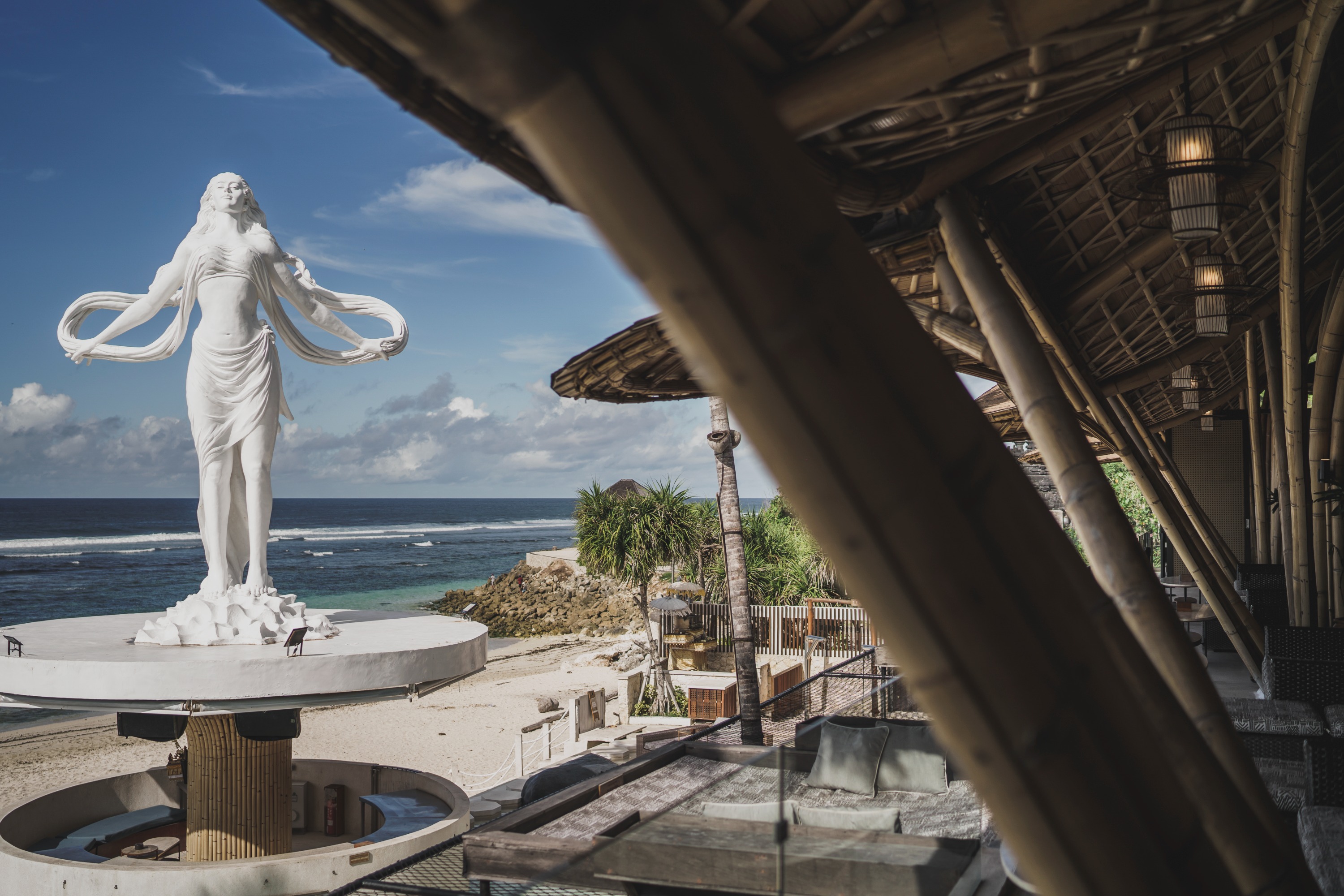 巴厘島熱帶誘惑海灘俱樂部（TT Beach Club - 前身為 Cattamaran 海灘俱樂部）通票