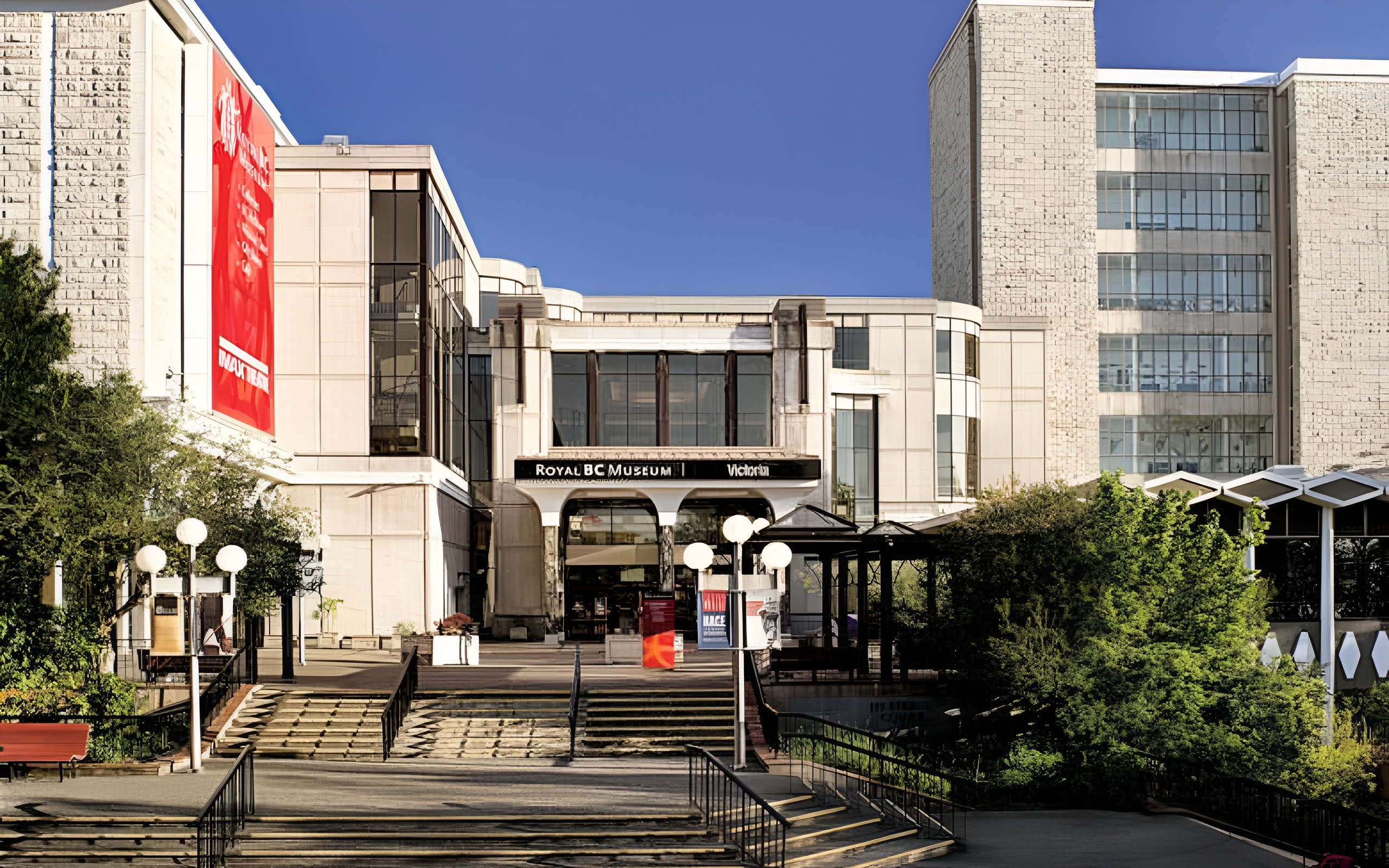 透過沉浸式藝廊和世界級歷史展覽，探索不列顛哥倫比亞省的奇妙之處。