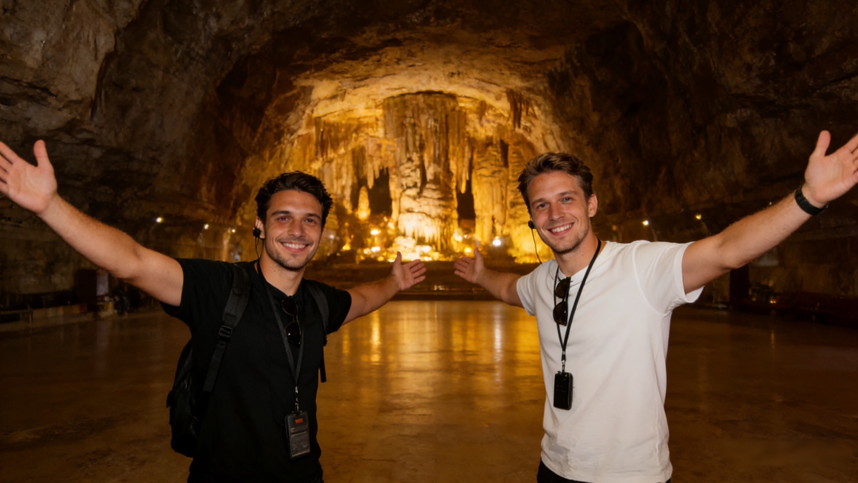 Zhangjiajie Glass Bridge Grand Canyon & Baofeng Lake & Yellow Dragon Cave choose one of three & English tour guide & independent group