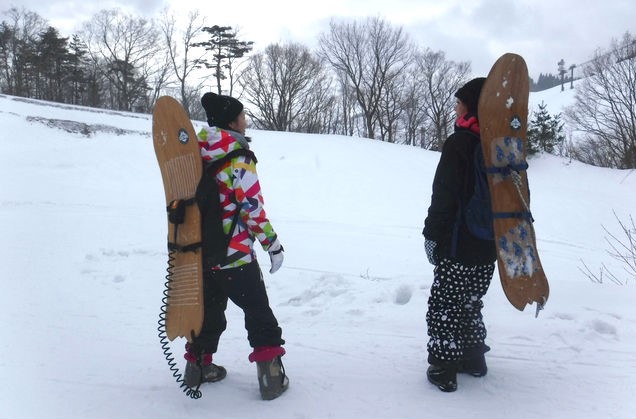 高島ハンドメイド「雪板」で滑走＆スノーシュー（滋賀）