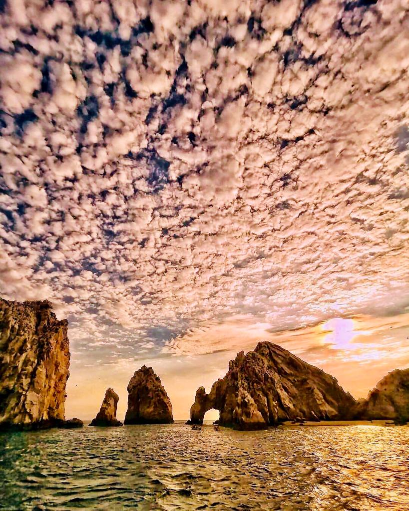 Частная экскурсия к Арке Лос-Кабос и Пляжу Любви на каяке с прозрачным дном