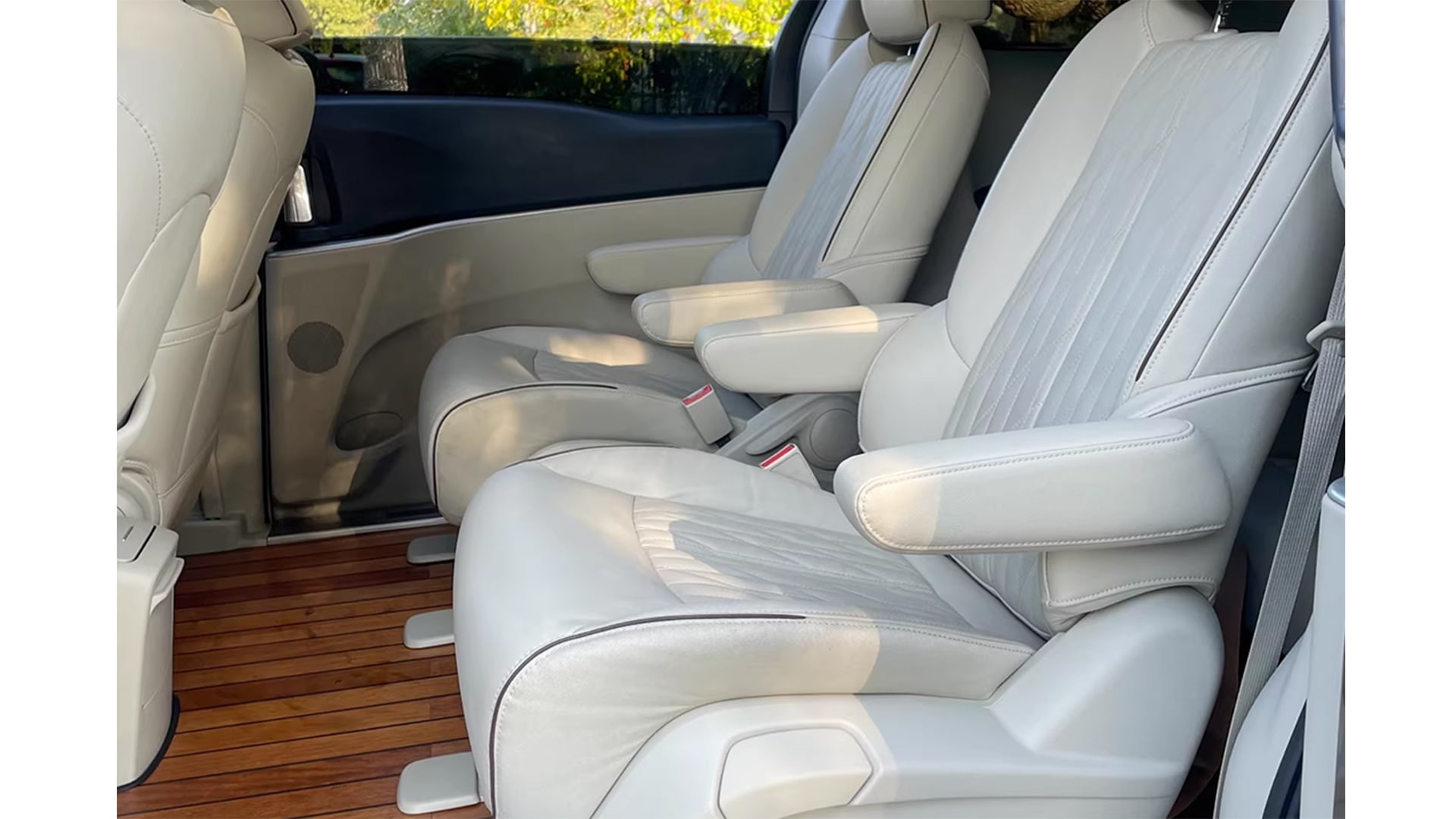 7座舒適型內部環境參考圖