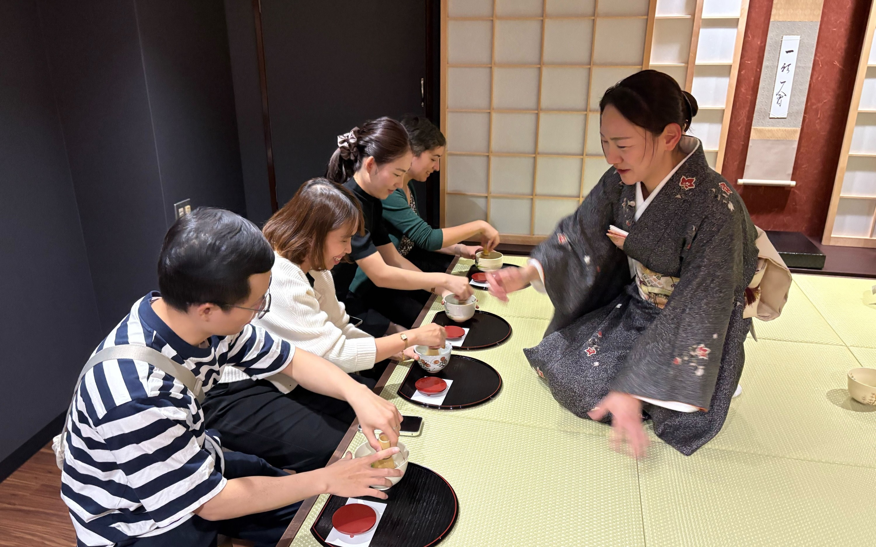 Kyoto: Traditional Tea Ceremony with Matcha and Sweets