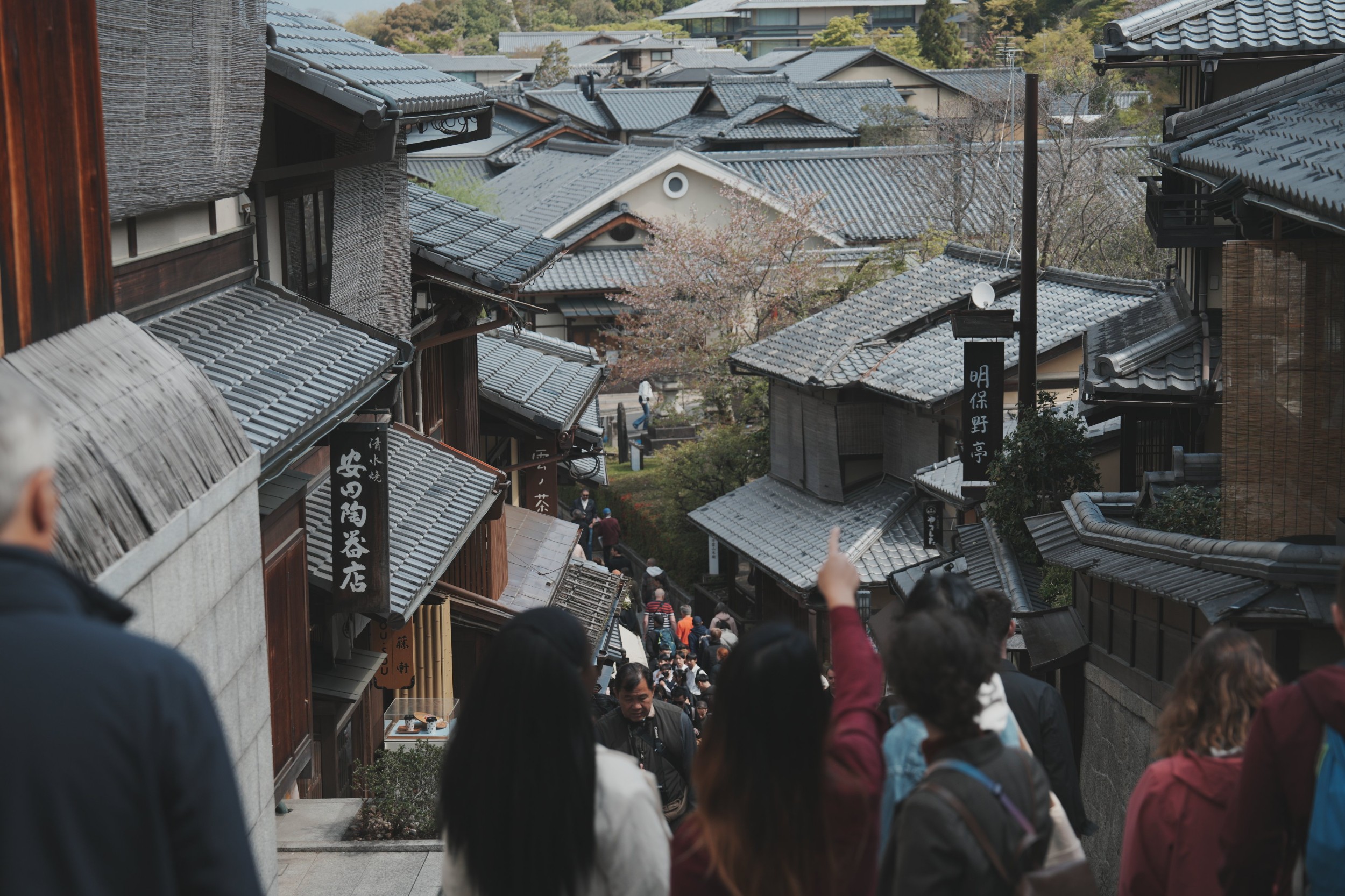 京都一日遊：永恆的地標和隱藏的瑰寶