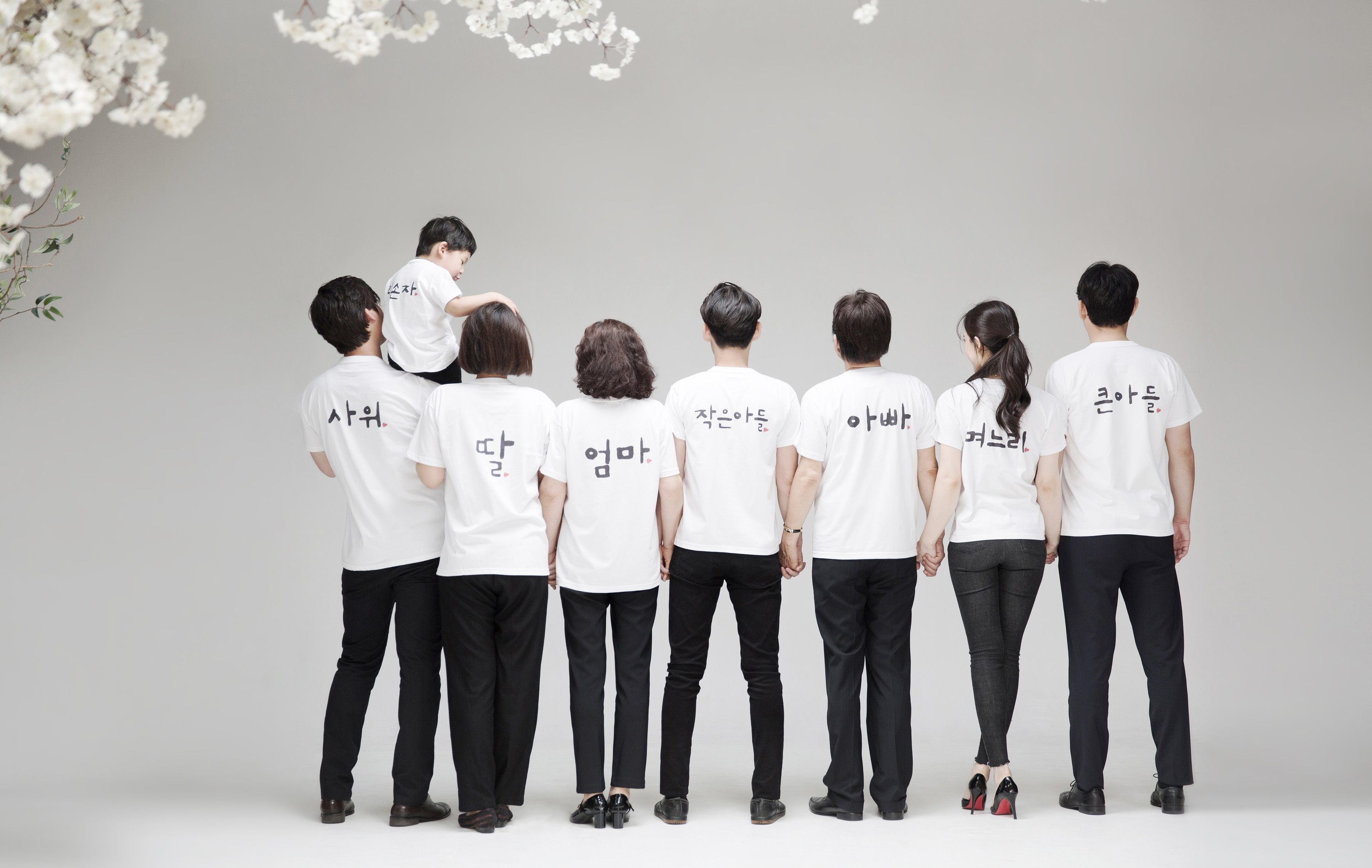 Family Portrait Experience by Z-and in Seoul