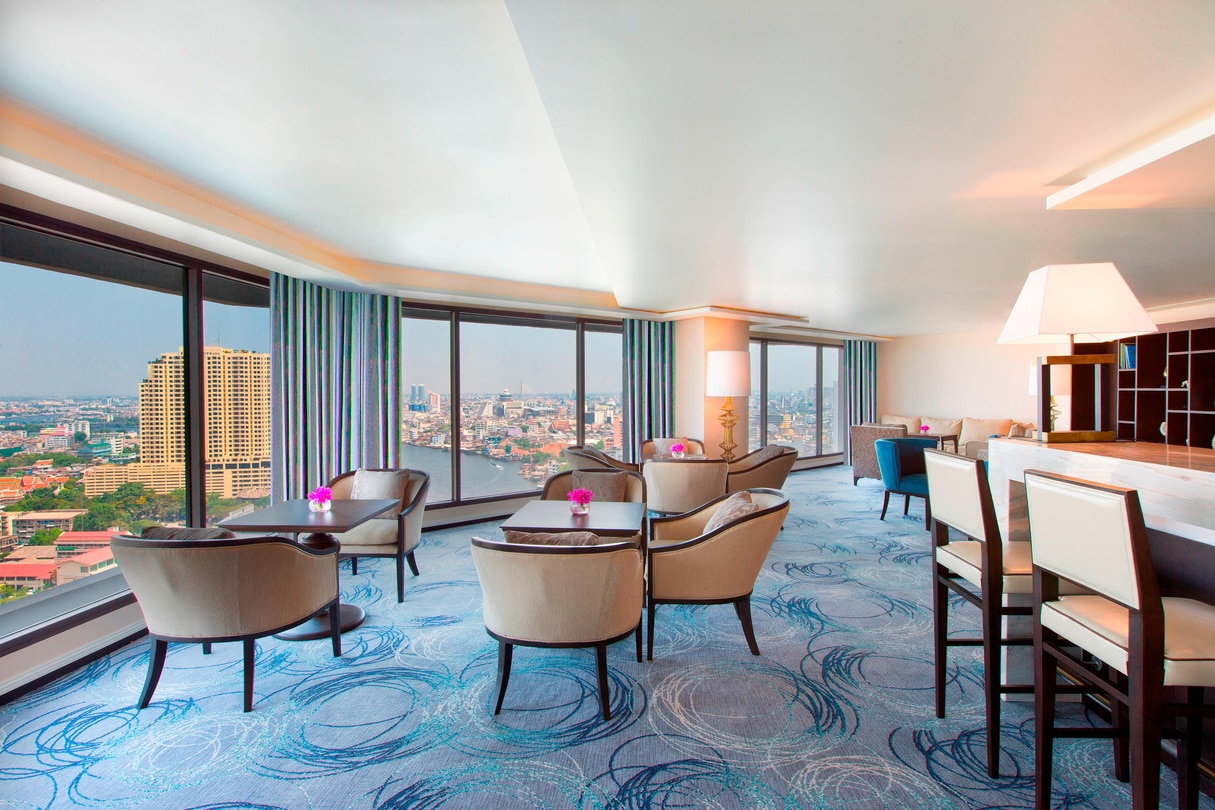 Royal Orchid Sheraton Hotel & Towers Bangkok - Staycation with Club Lounge  Access
