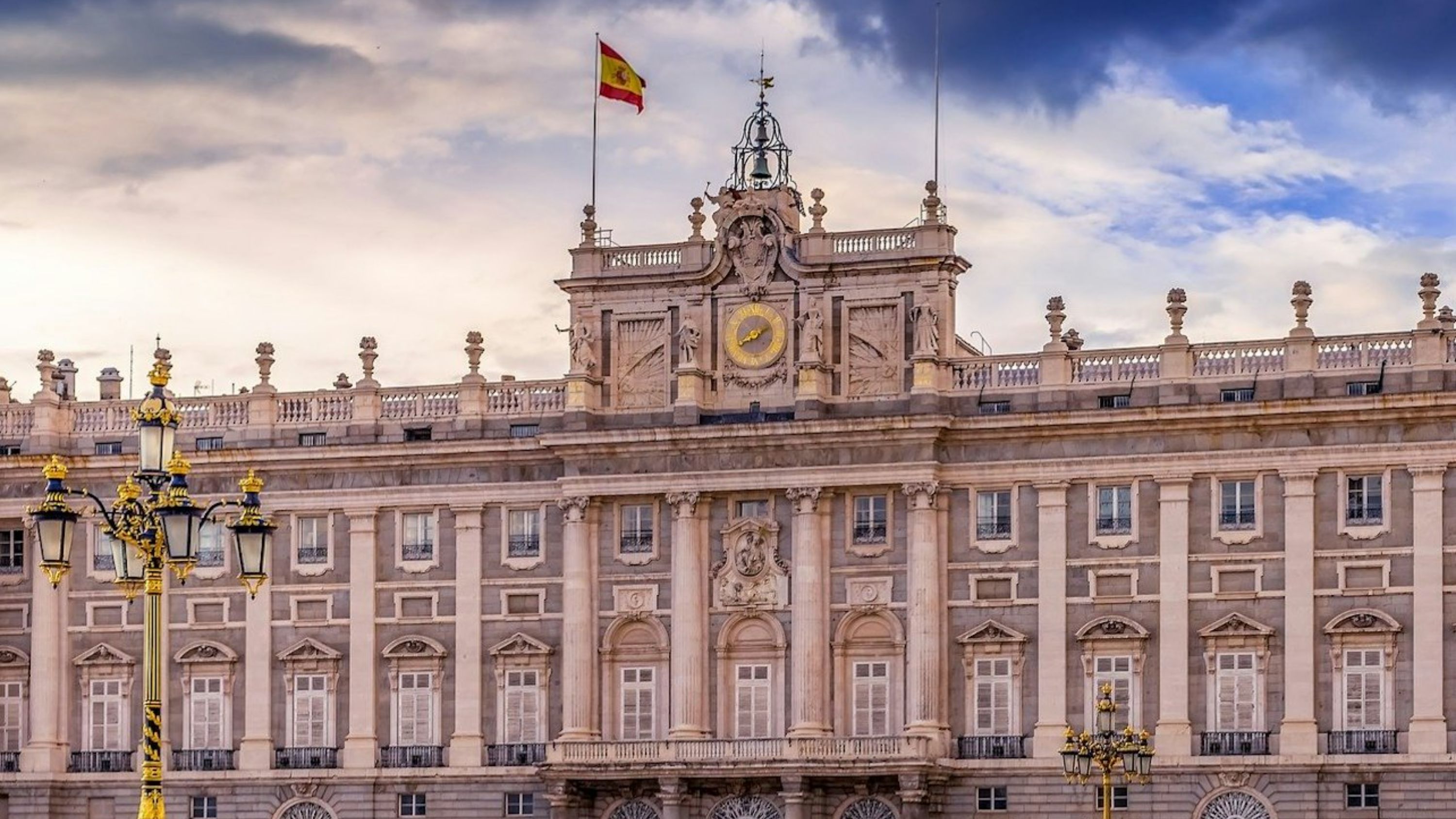 馬德里王宮 (Royal Palace of Madrid) 免排隊門票含語音導覽