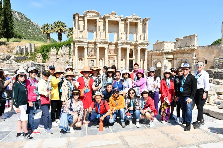 伊菲索斯私人和小團體遊輪乘客旅遊 / 免排隊 (EPHESUS PRIVATE and SMALL GROUP TOUR for Cruise Guests /Skip Line)