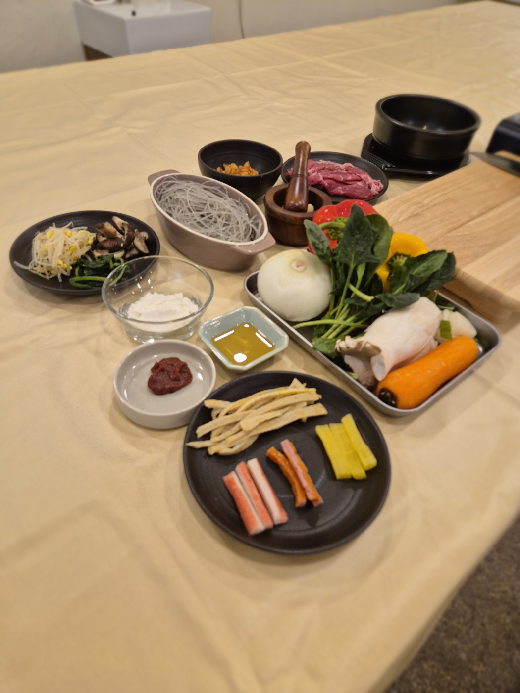 Traditional Korean cooking class + Hidden Alley Tour in Seoul