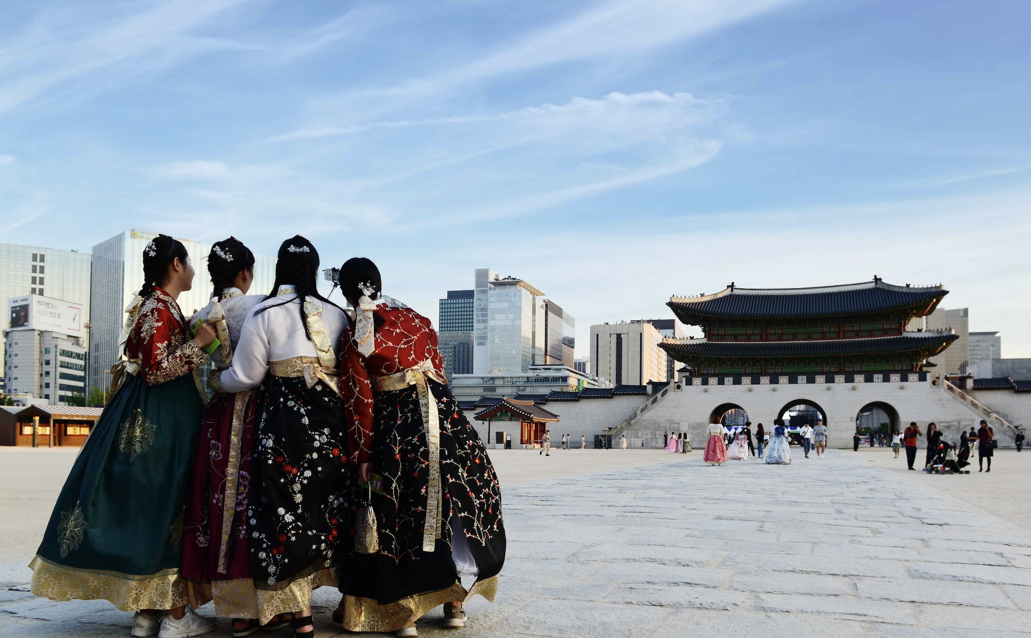 Back Through the Korean History: Hanbok Experience Tour from Seoul