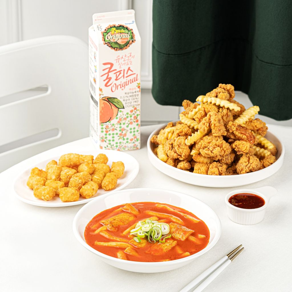 首爾 (Seoul)  乙支路屋簷下炒年糕明洞店