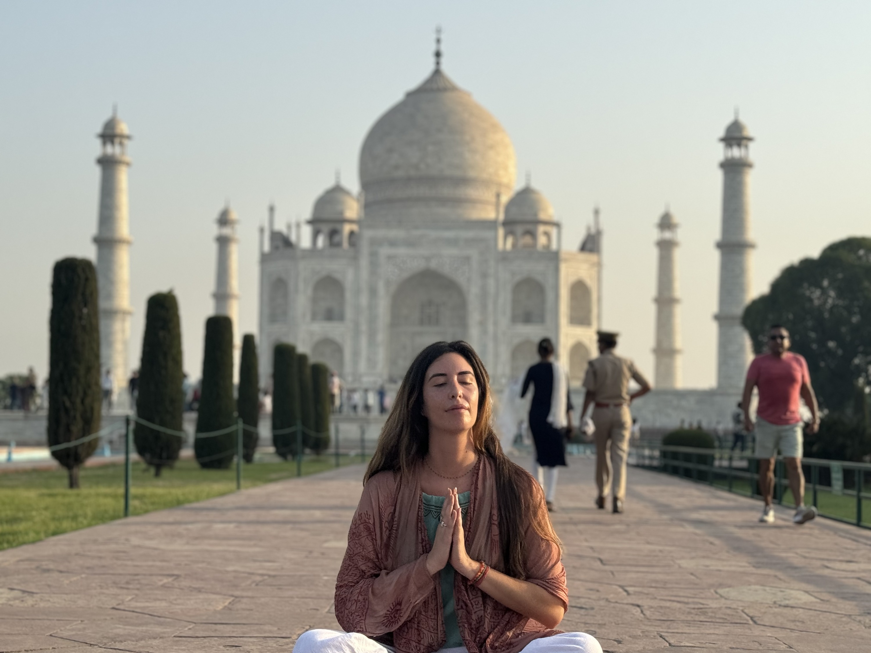 新德里：库特卜塔灯塔 & 声音表演之旅