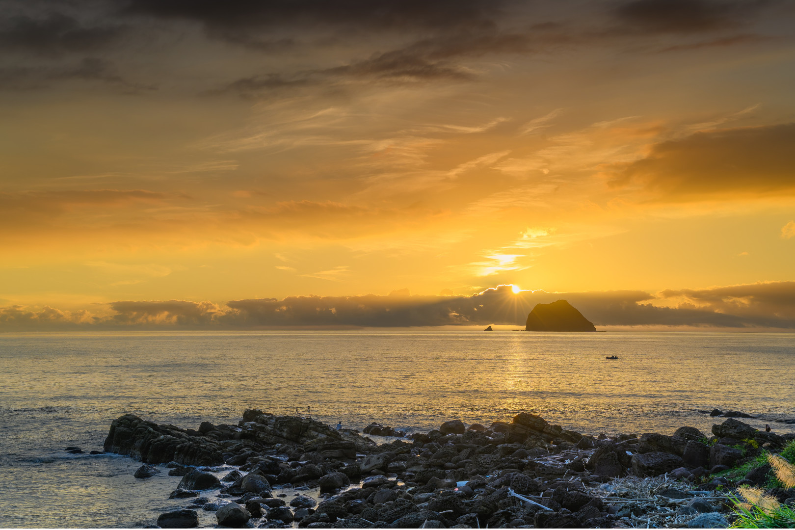 Тур на рассвете в День Нового года 2026: Рыбный рынок Цзилунь & Морской рассвет у Ваймушань & Традиционный тайваньский завтрак