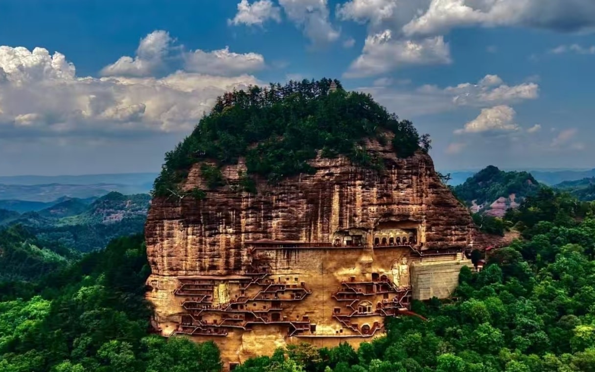 One-Day Tour of Tianshui Maijishan Grottoes + Fuxi Temple 